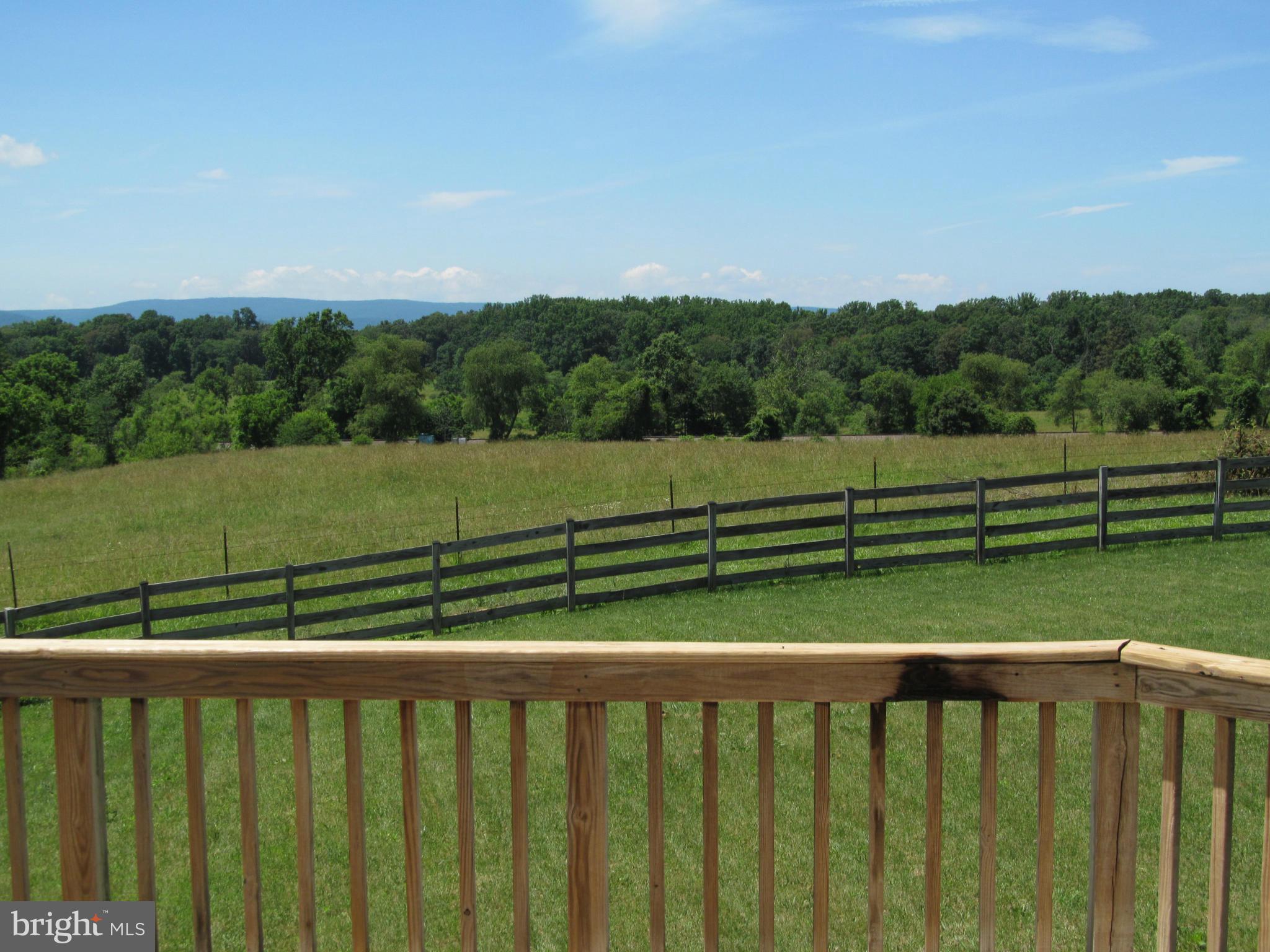 MOUNTAIN SHADE - Residential