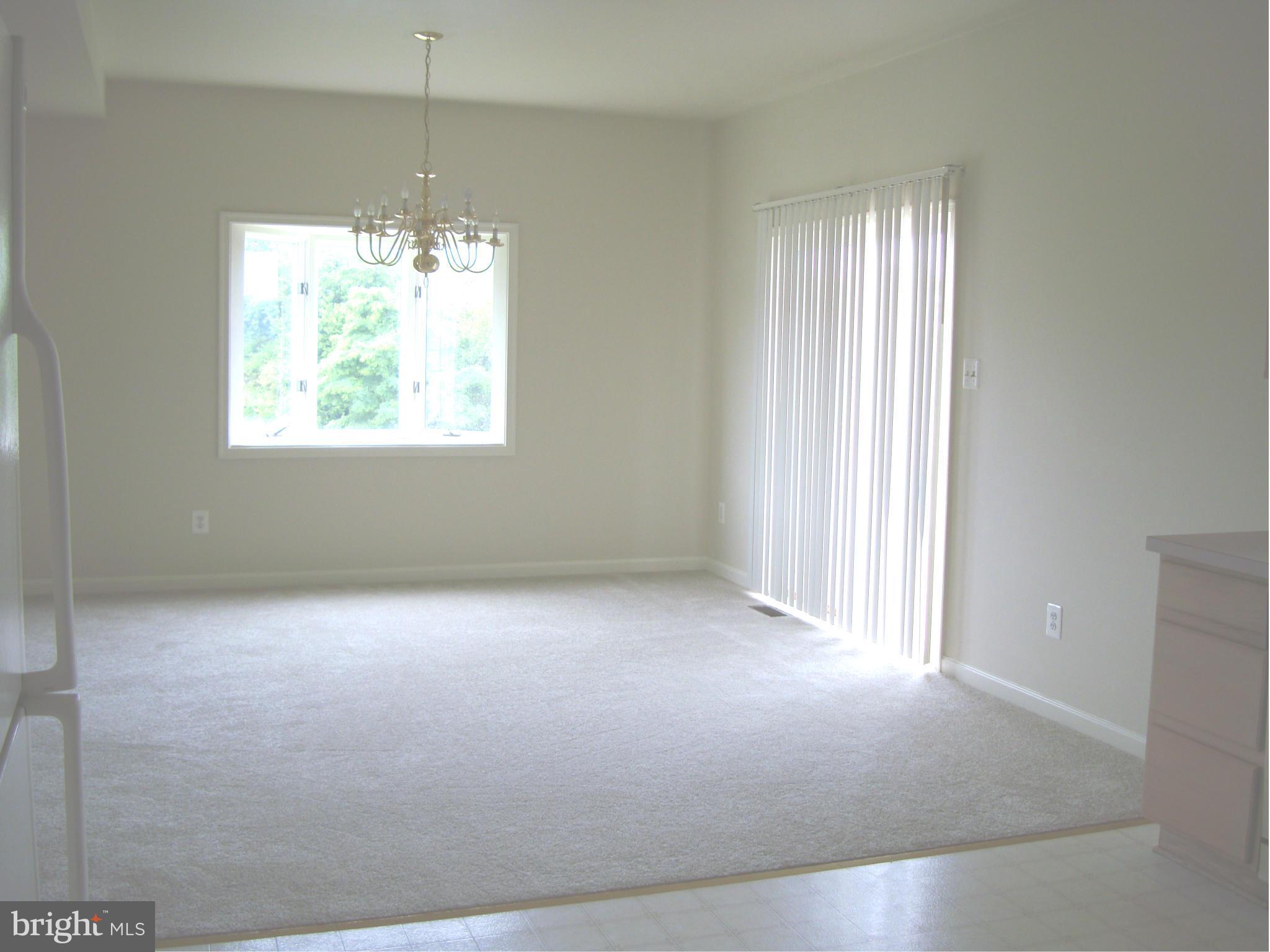 MOUNTAIN SHADE - Residential