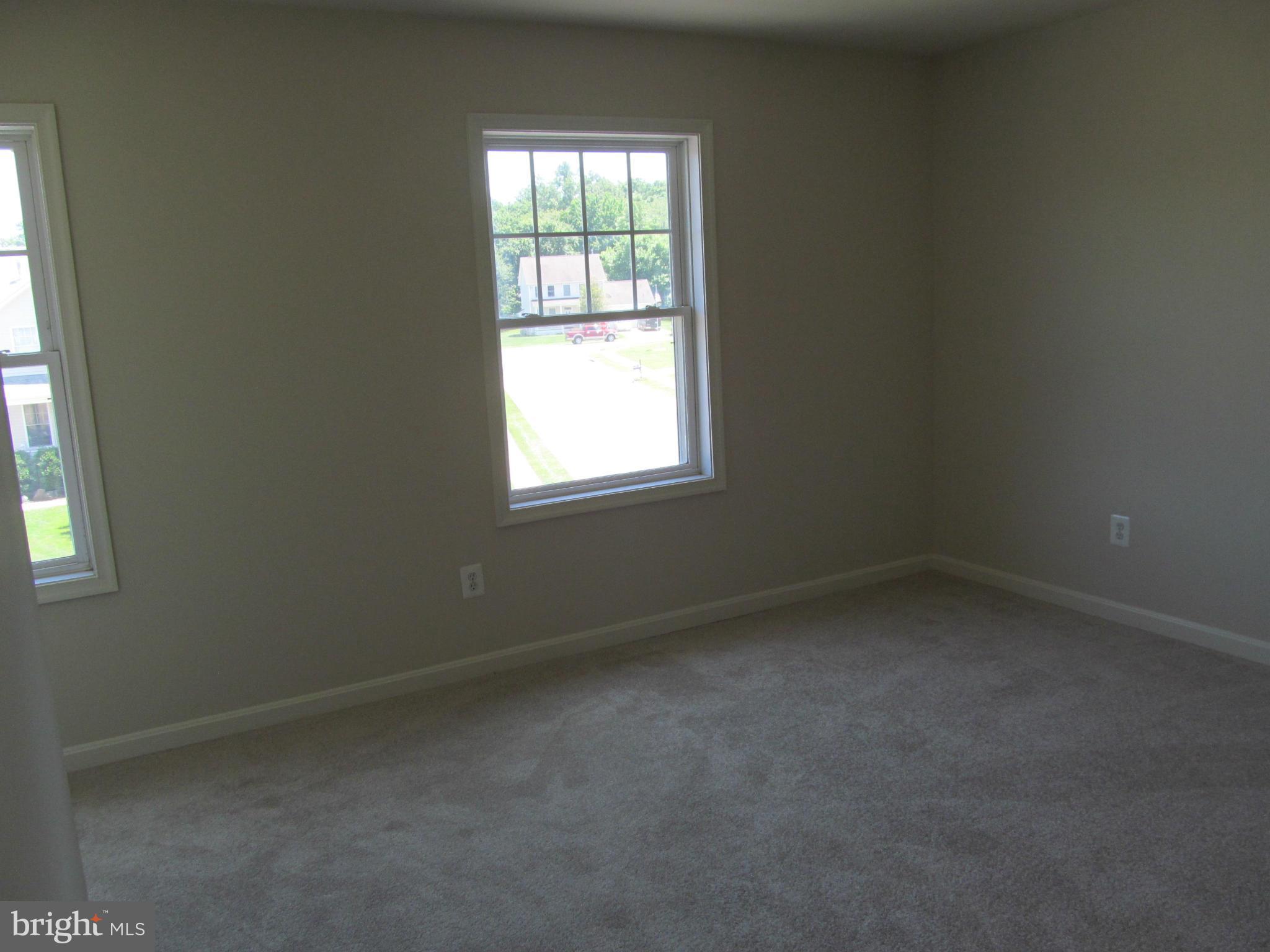 MOUNTAIN SHADE - Residential