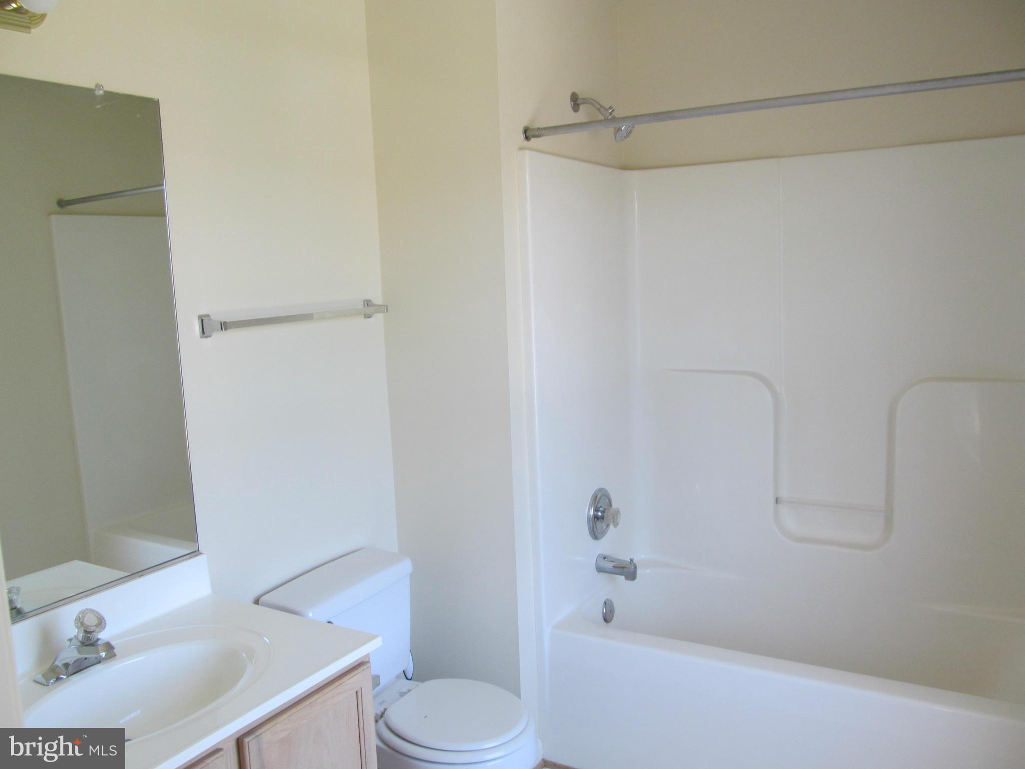 MOUNTAIN SHADE - Residential