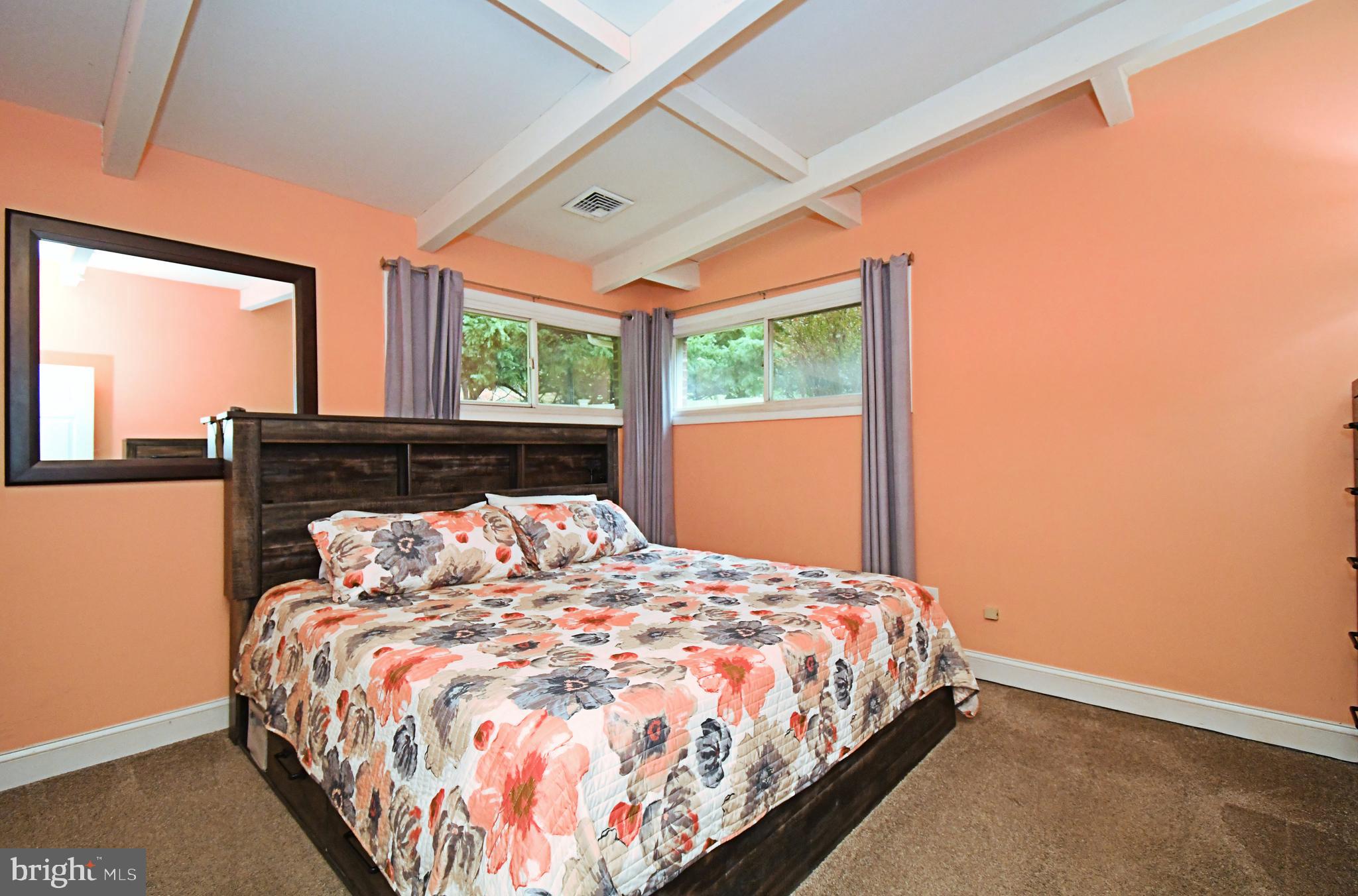 ROBERTS PARK - Residential