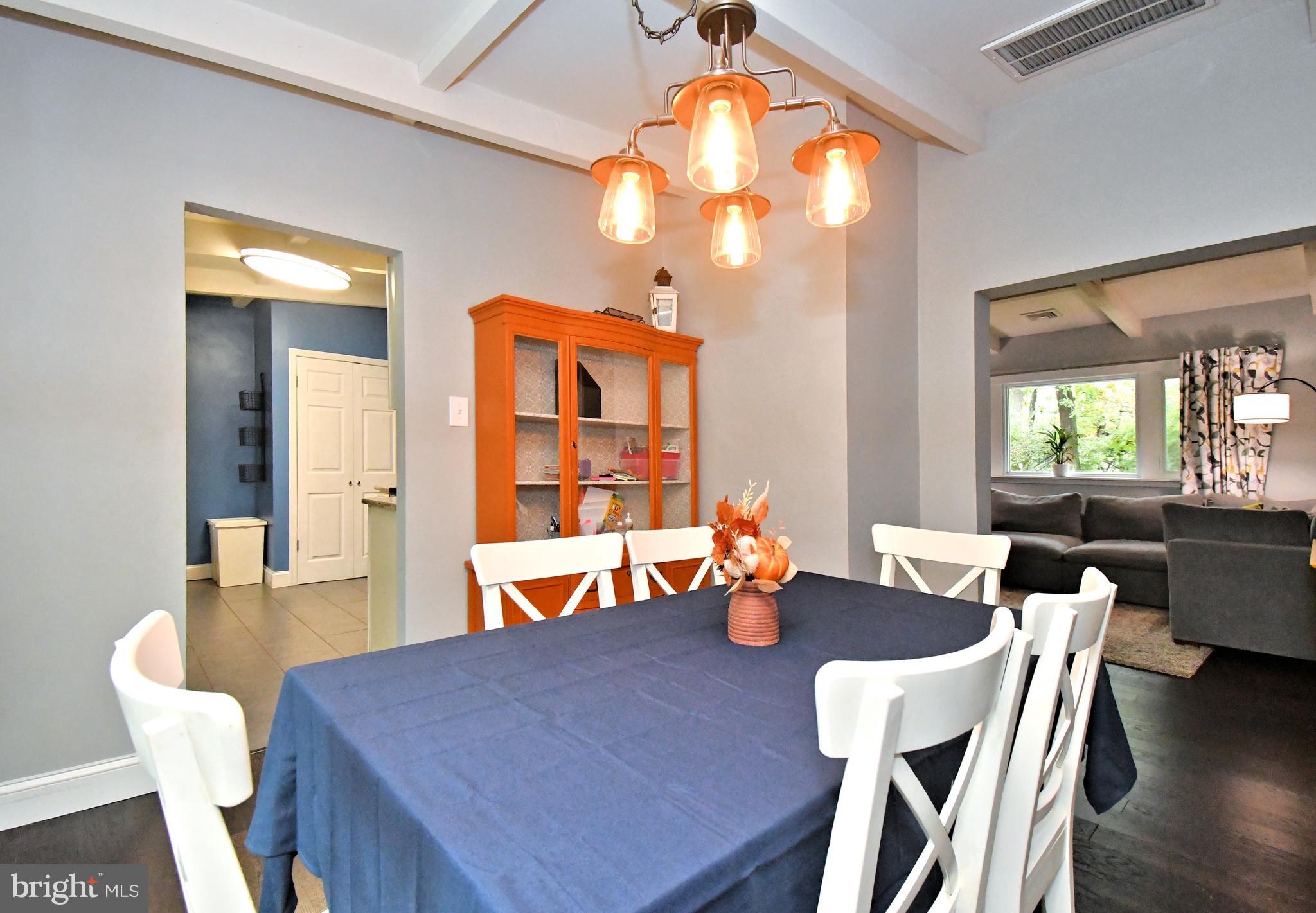 ROBERTS PARK - Residential