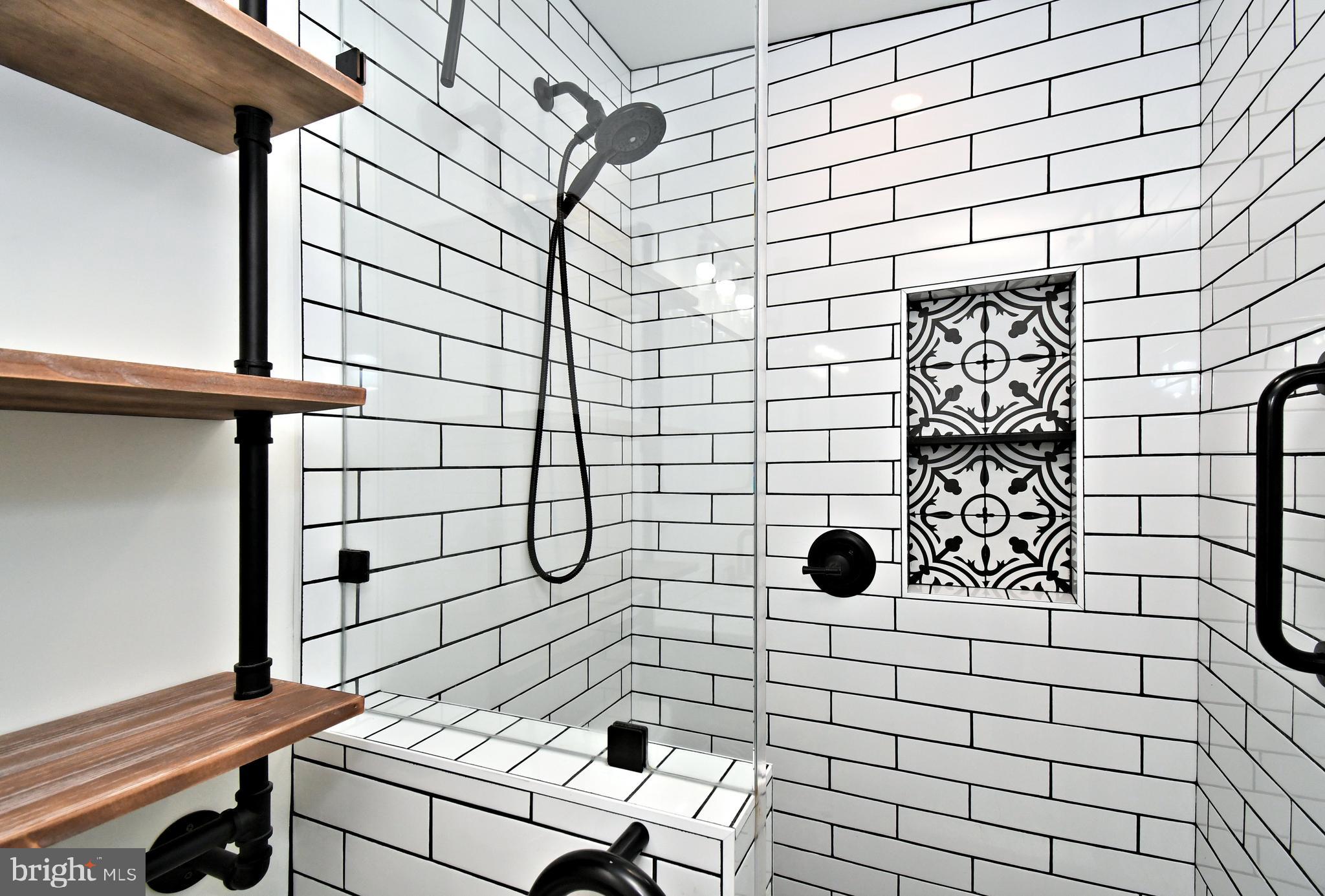 ROBERTS PARK - Residential