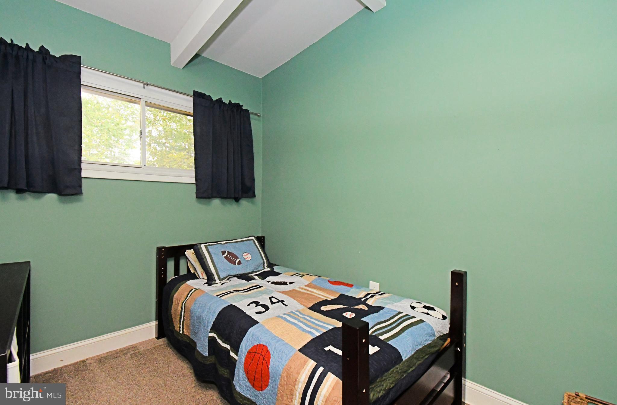 ROBERTS PARK - Residential