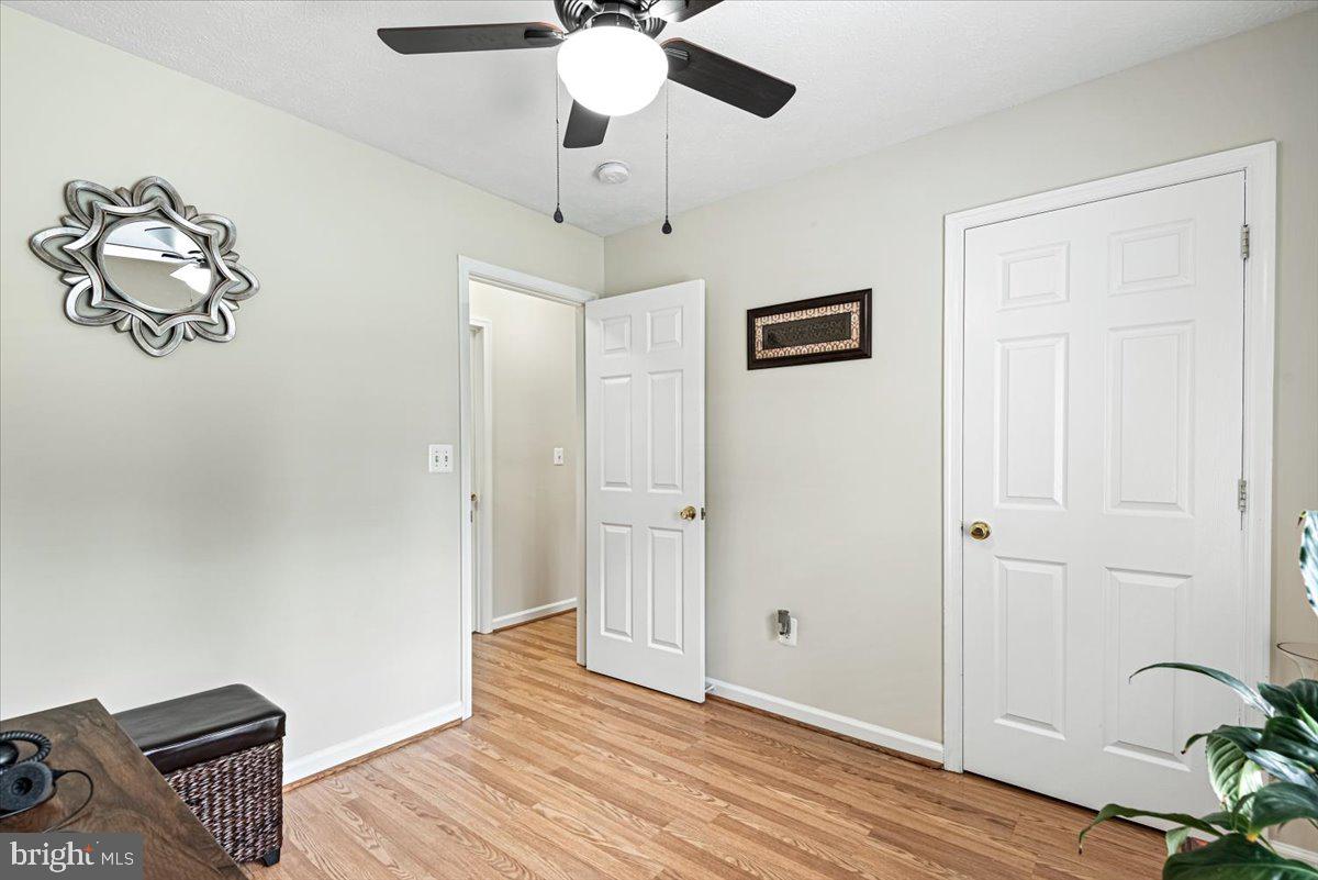 LAKE LAND OR - Residential