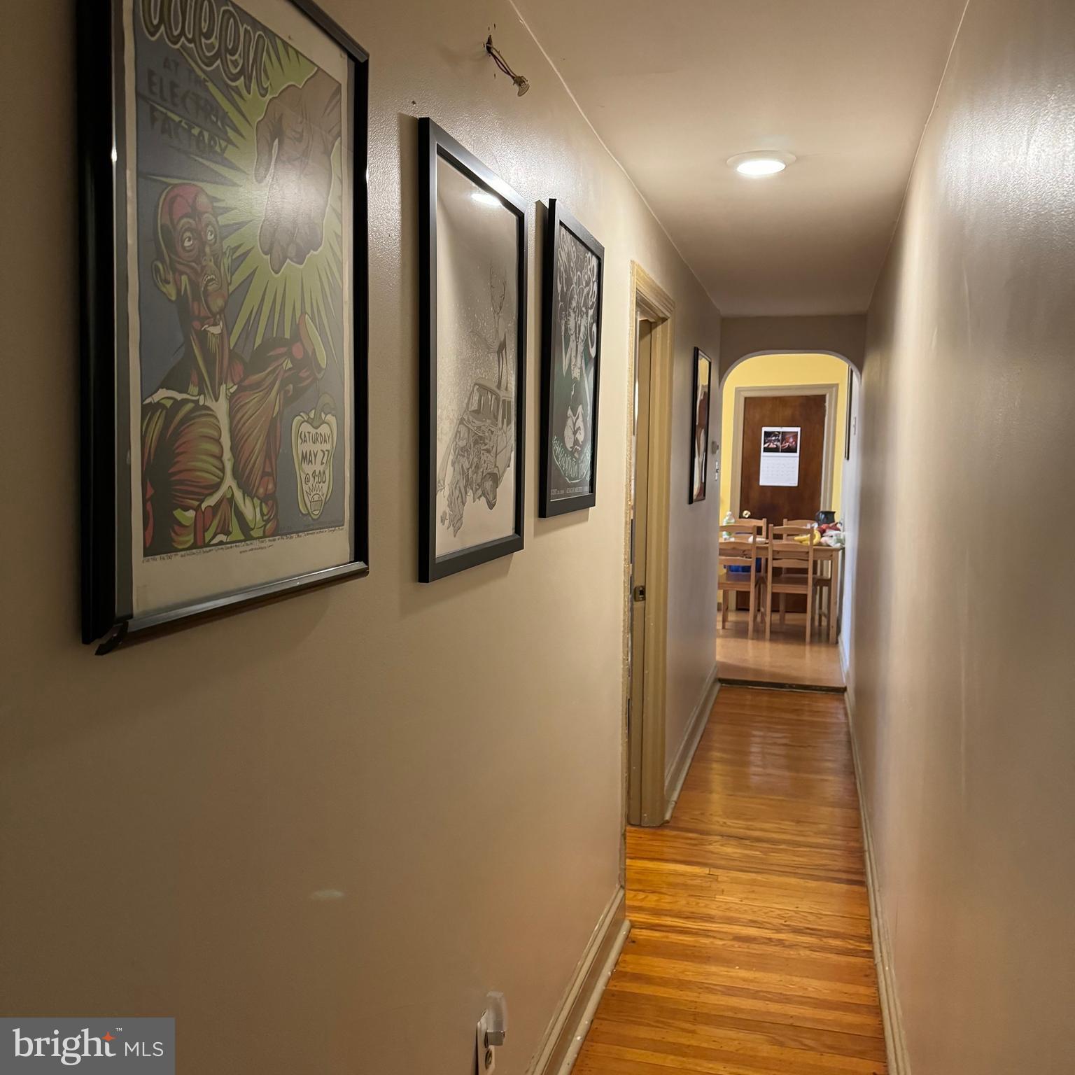 SQUIRREL HILL - Residential