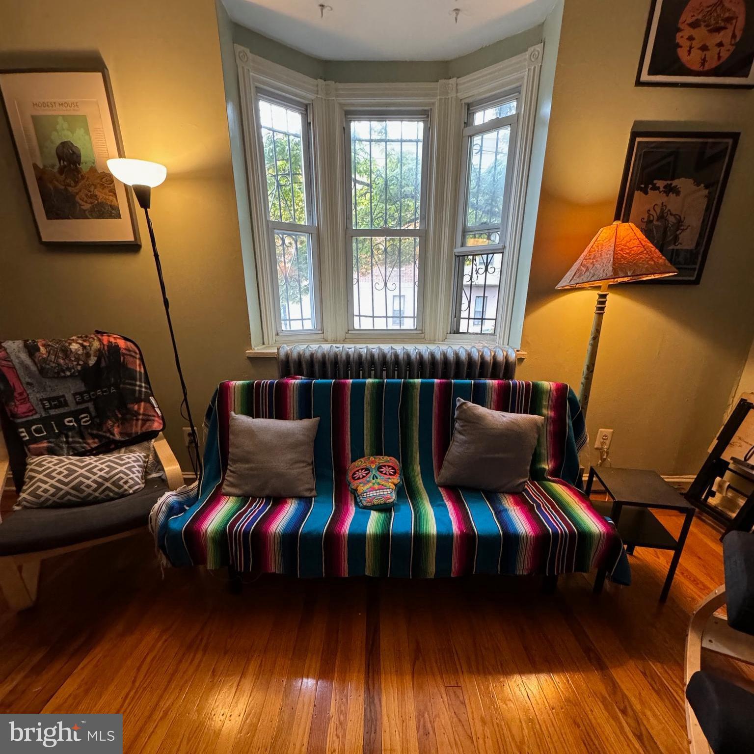 SQUIRREL HILL - Residential