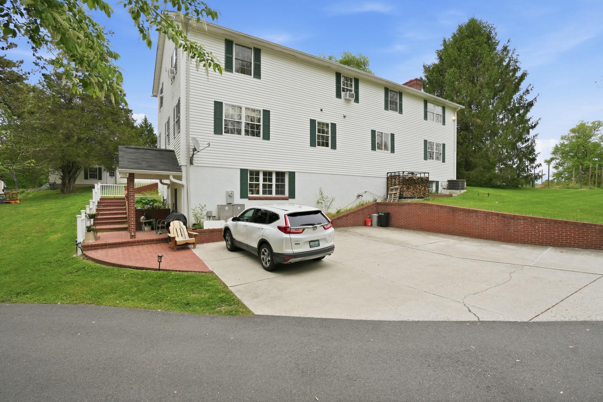 2400 LIBERTY ROAD