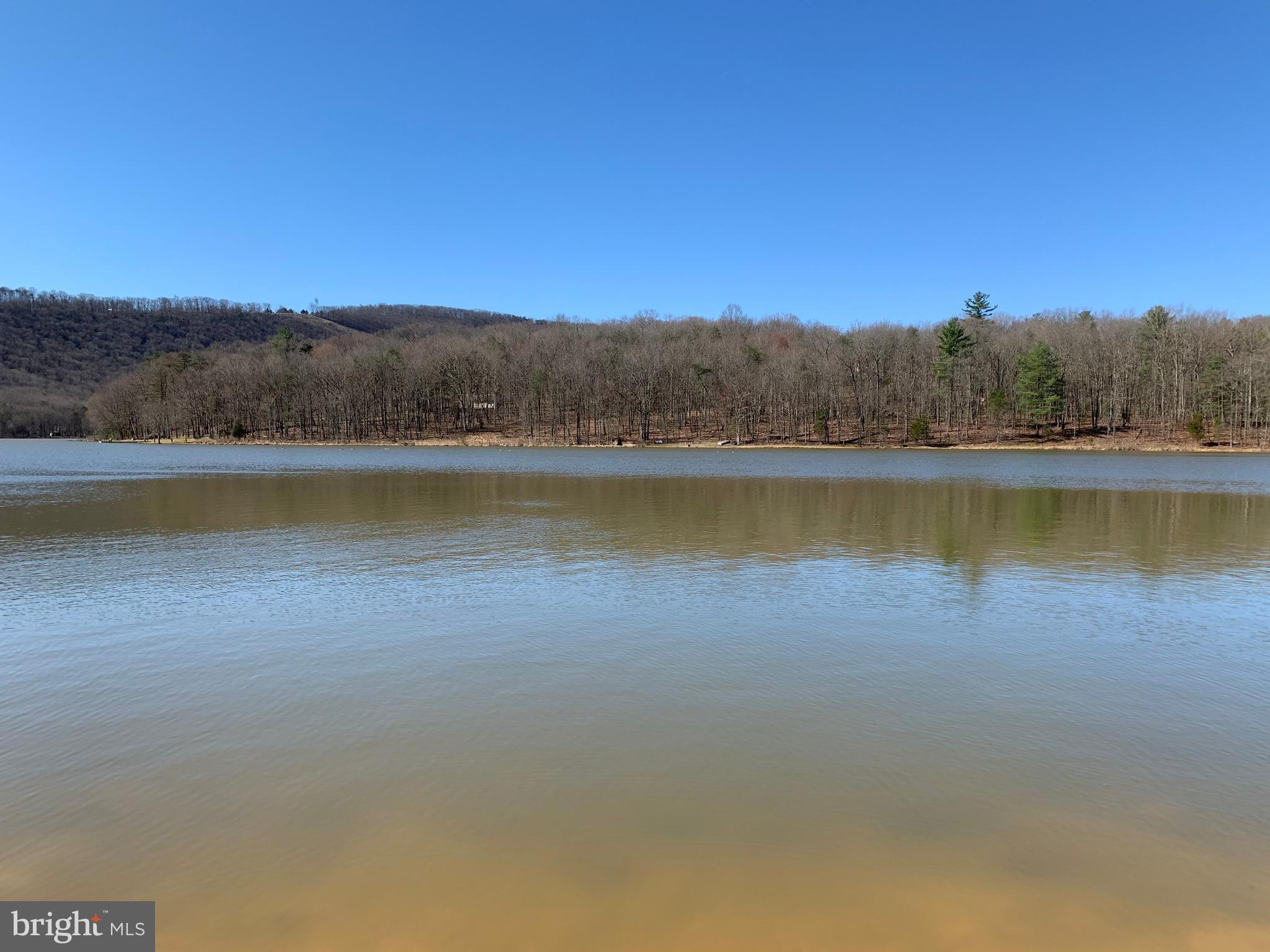 LAKE FERNDALE - Land