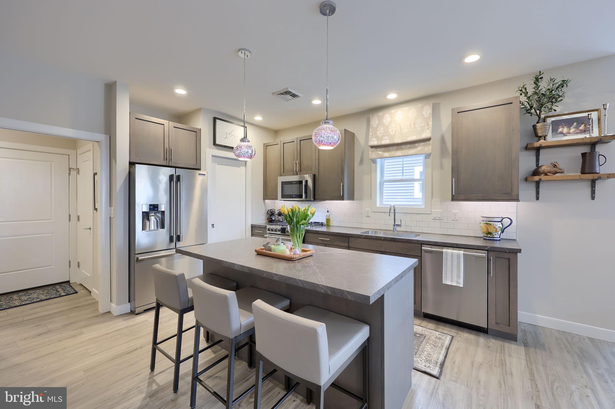 THE GABLES AT ELM TREE - Residential