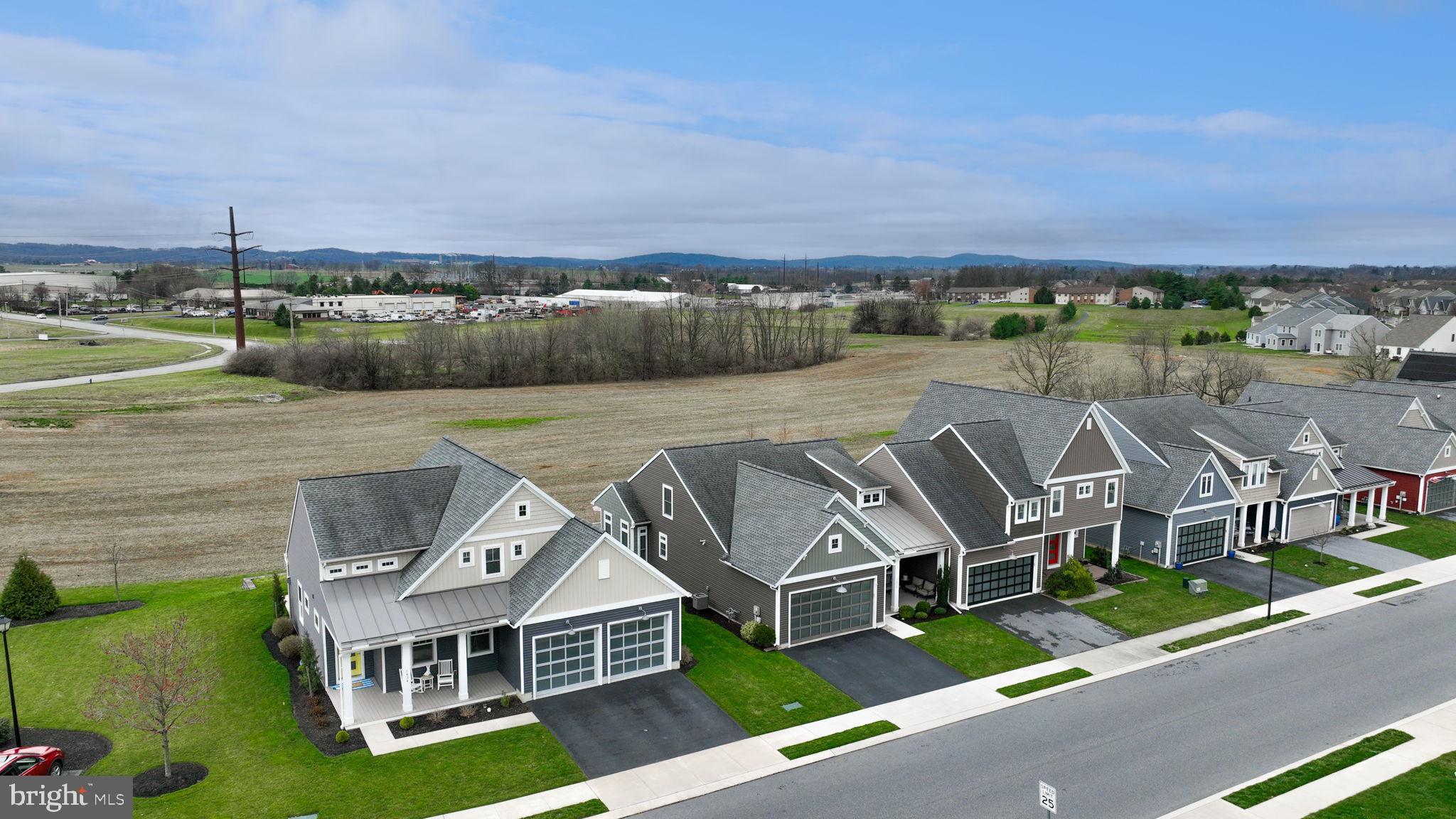 THE GABLES AT ELM TREE - Residential