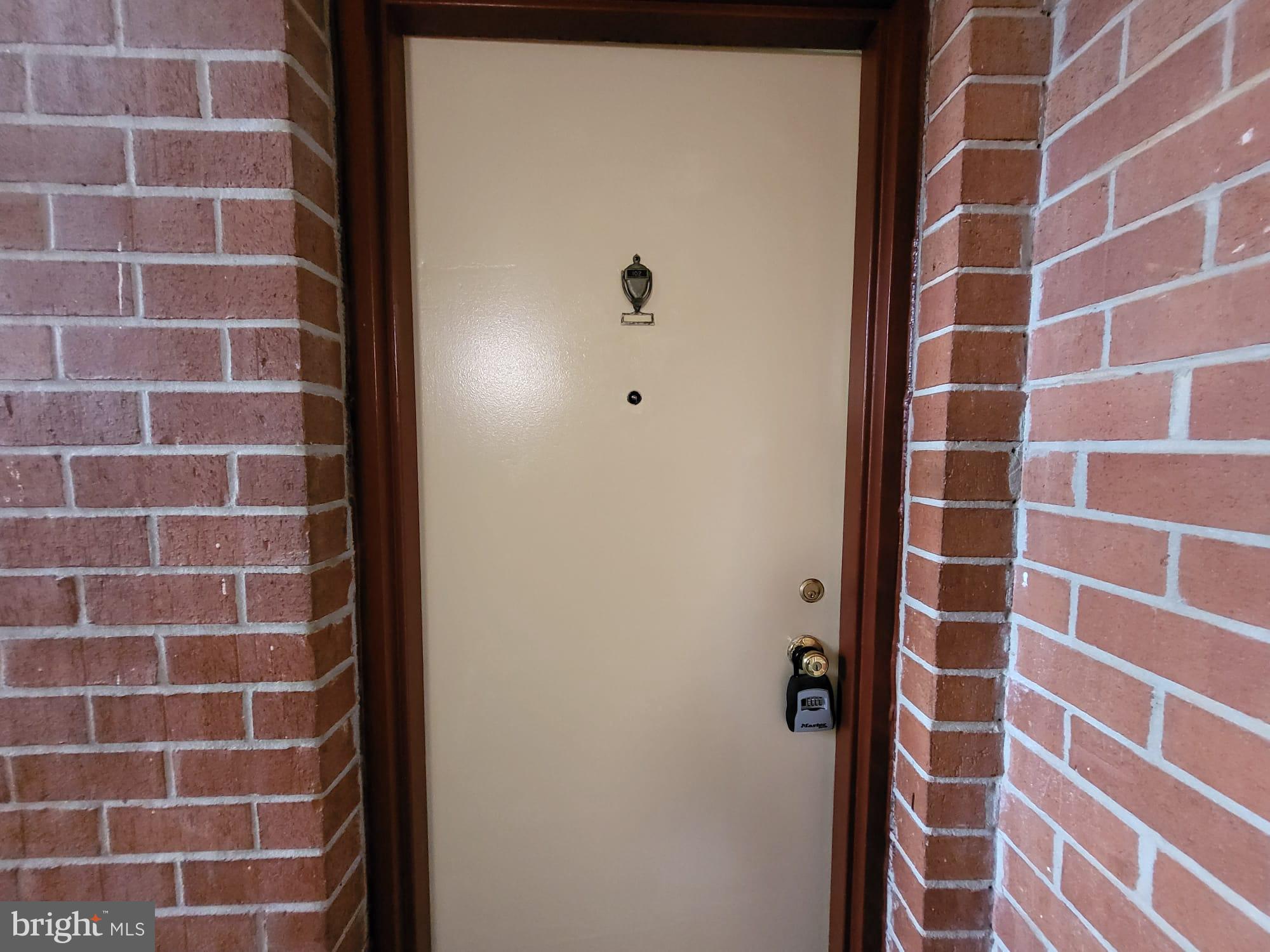 MARYLAND FARMS CONDO - Residential Lease