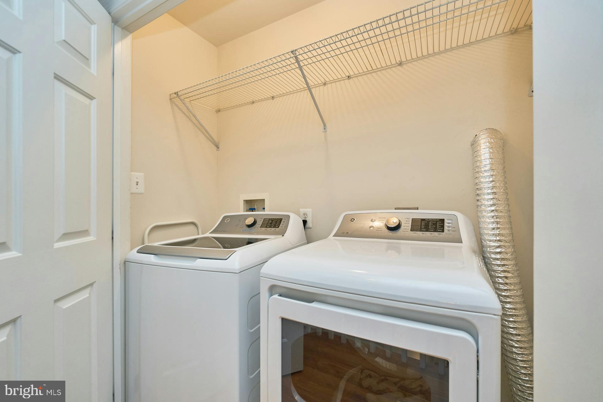 POTOMAC LAKES - Residential