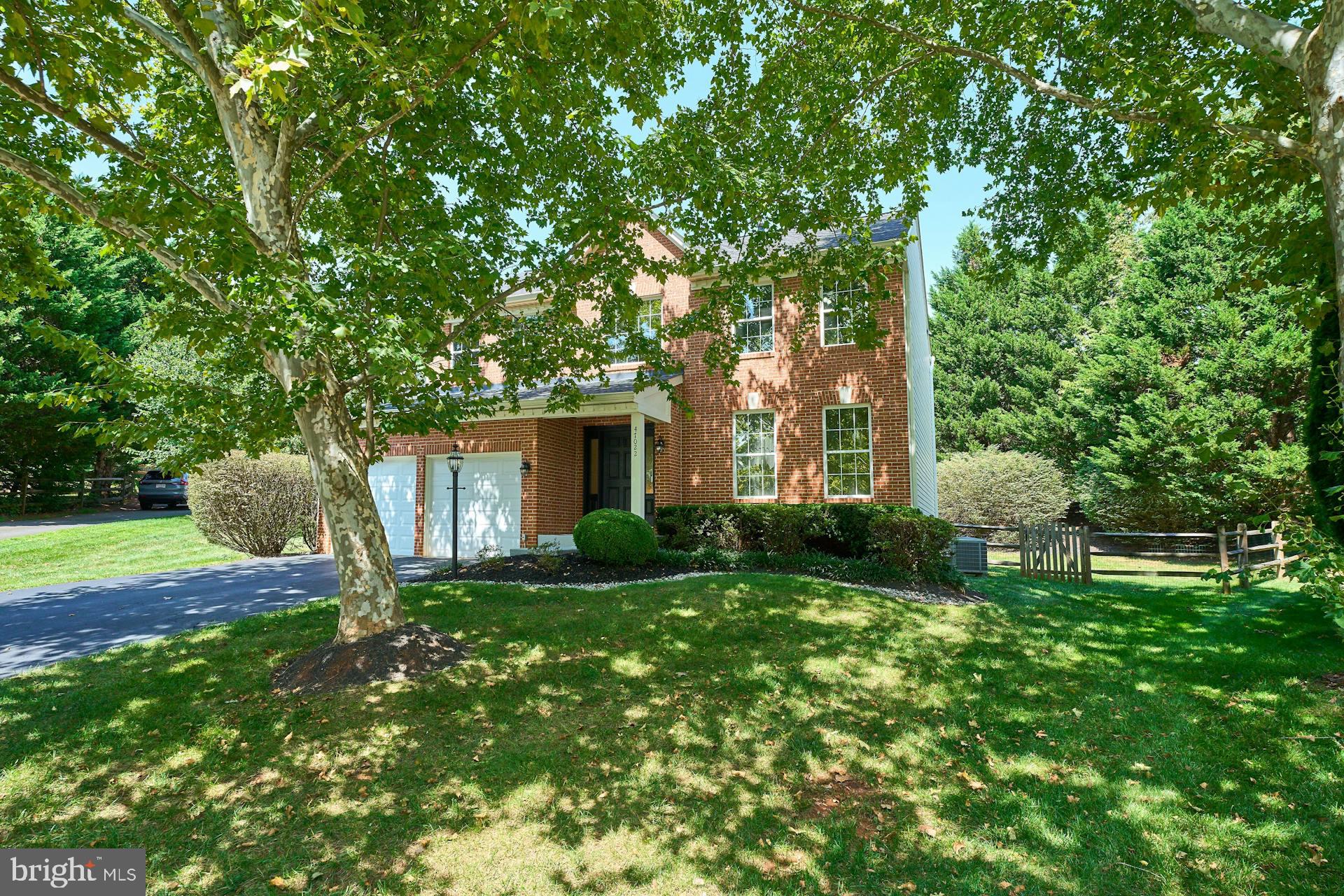 POTOMAC LAKES - Residential