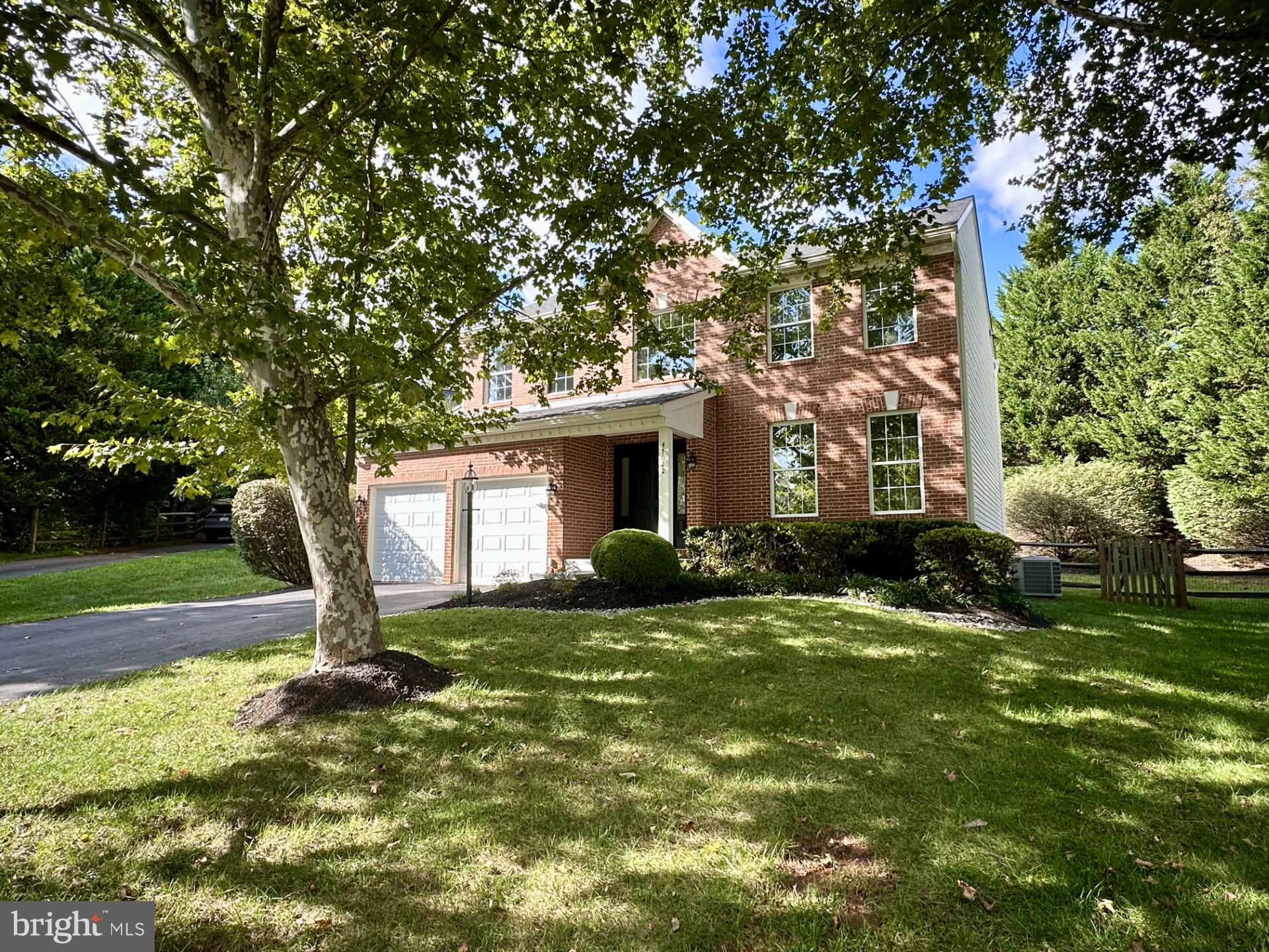 POTOMAC LAKES - Residential