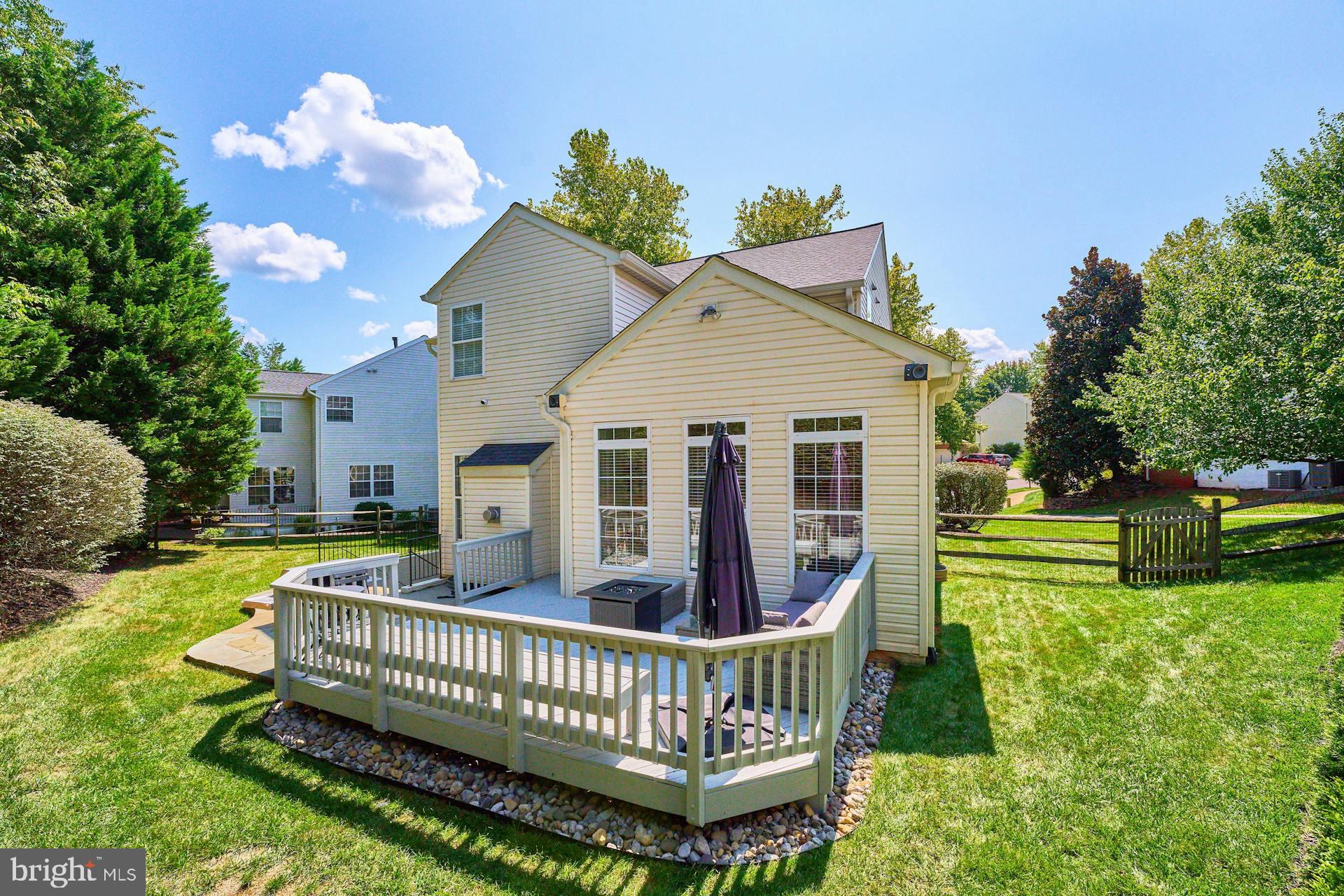 POTOMAC LAKES - Residential