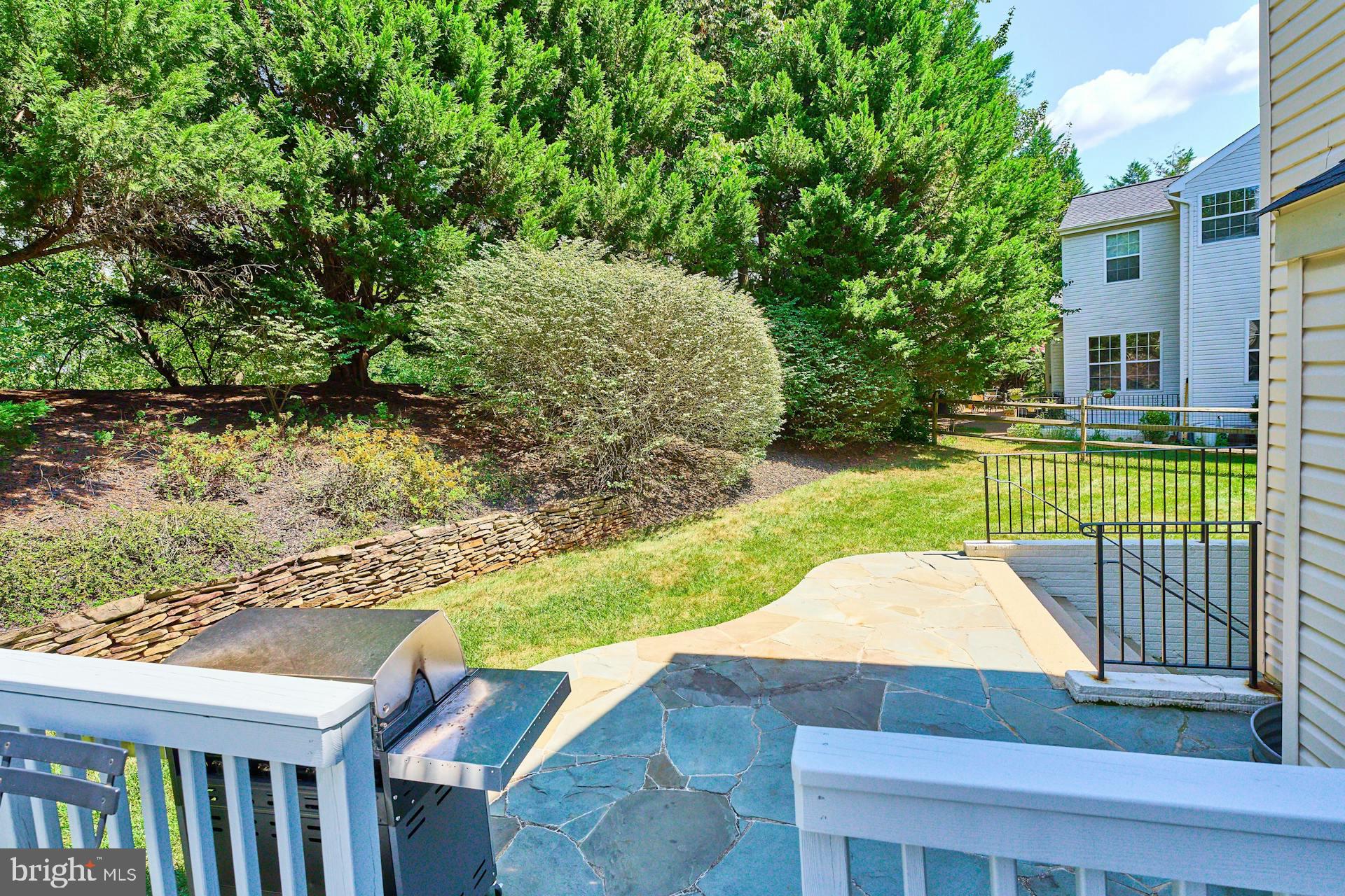 POTOMAC LAKES - Residential