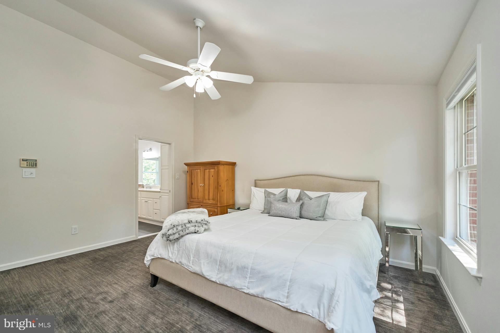 POTOMAC LAKES - Residential