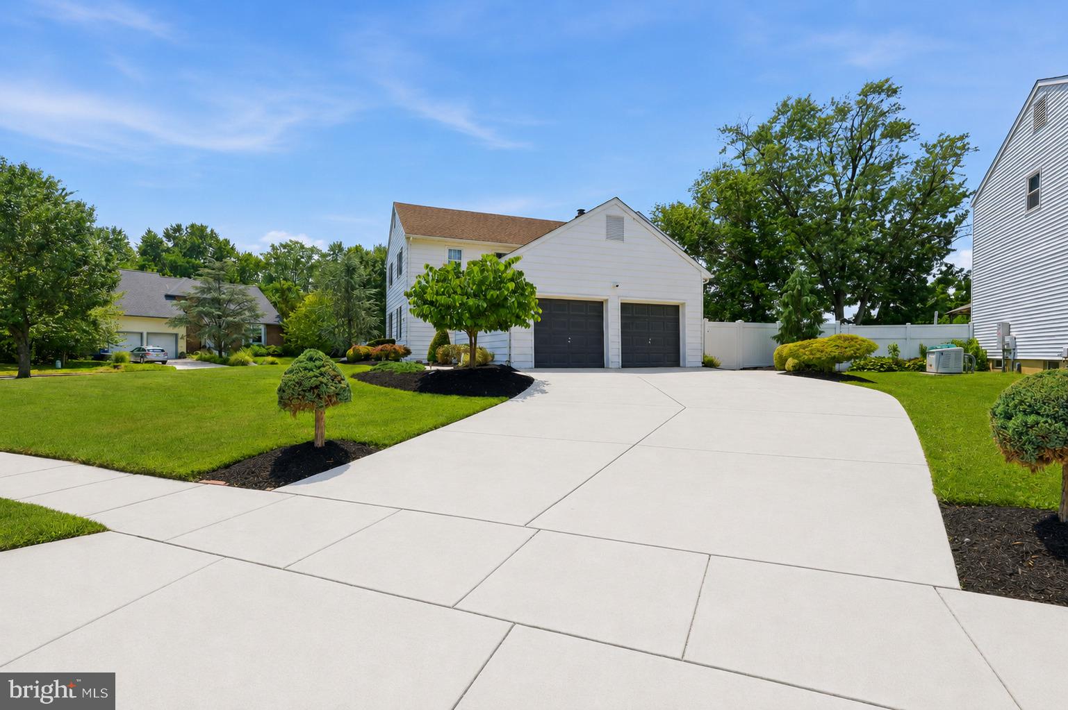 101 WILLIAMSBURG WAY