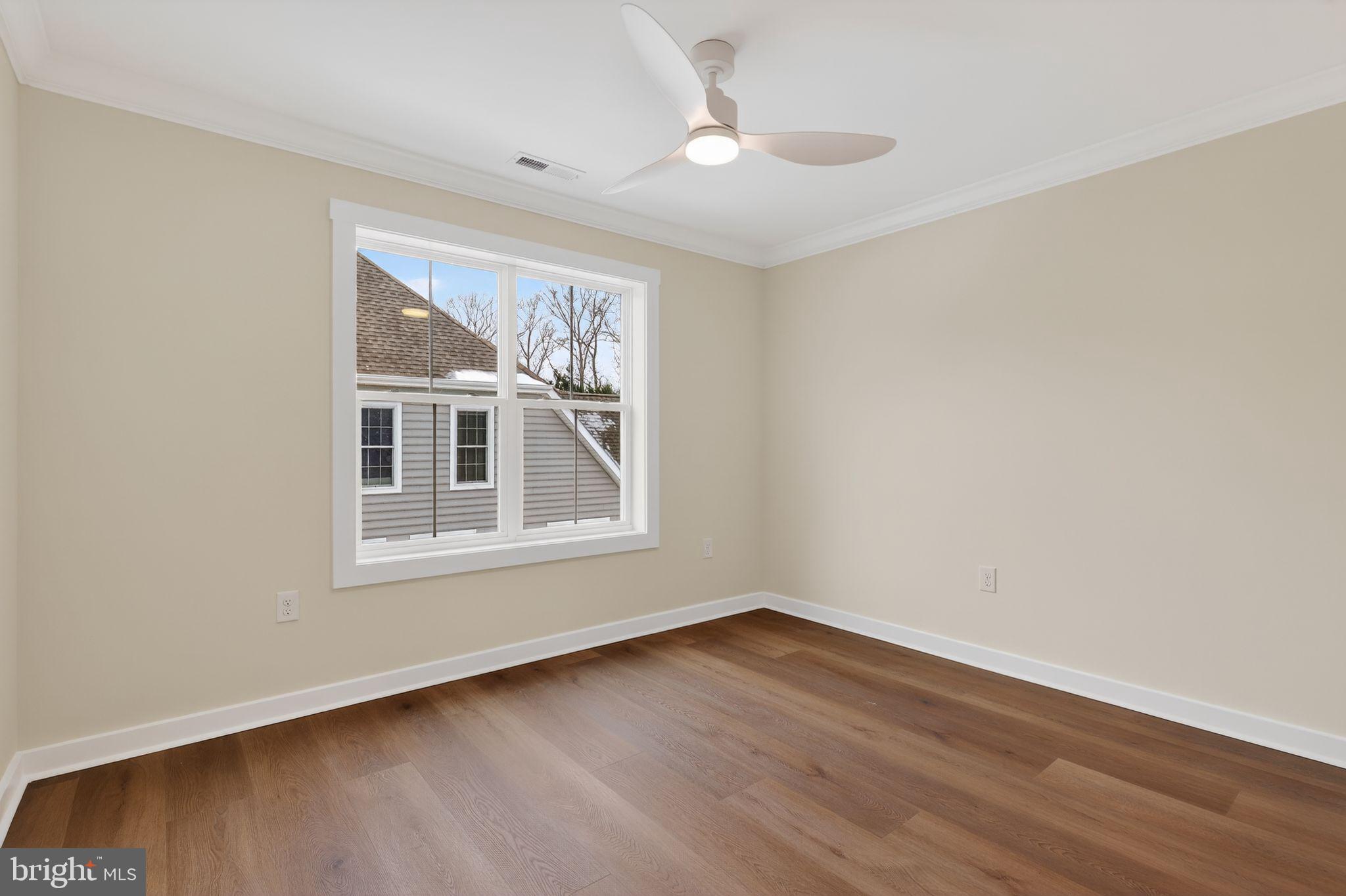 VILLAGE DOWN RIVER - Residential