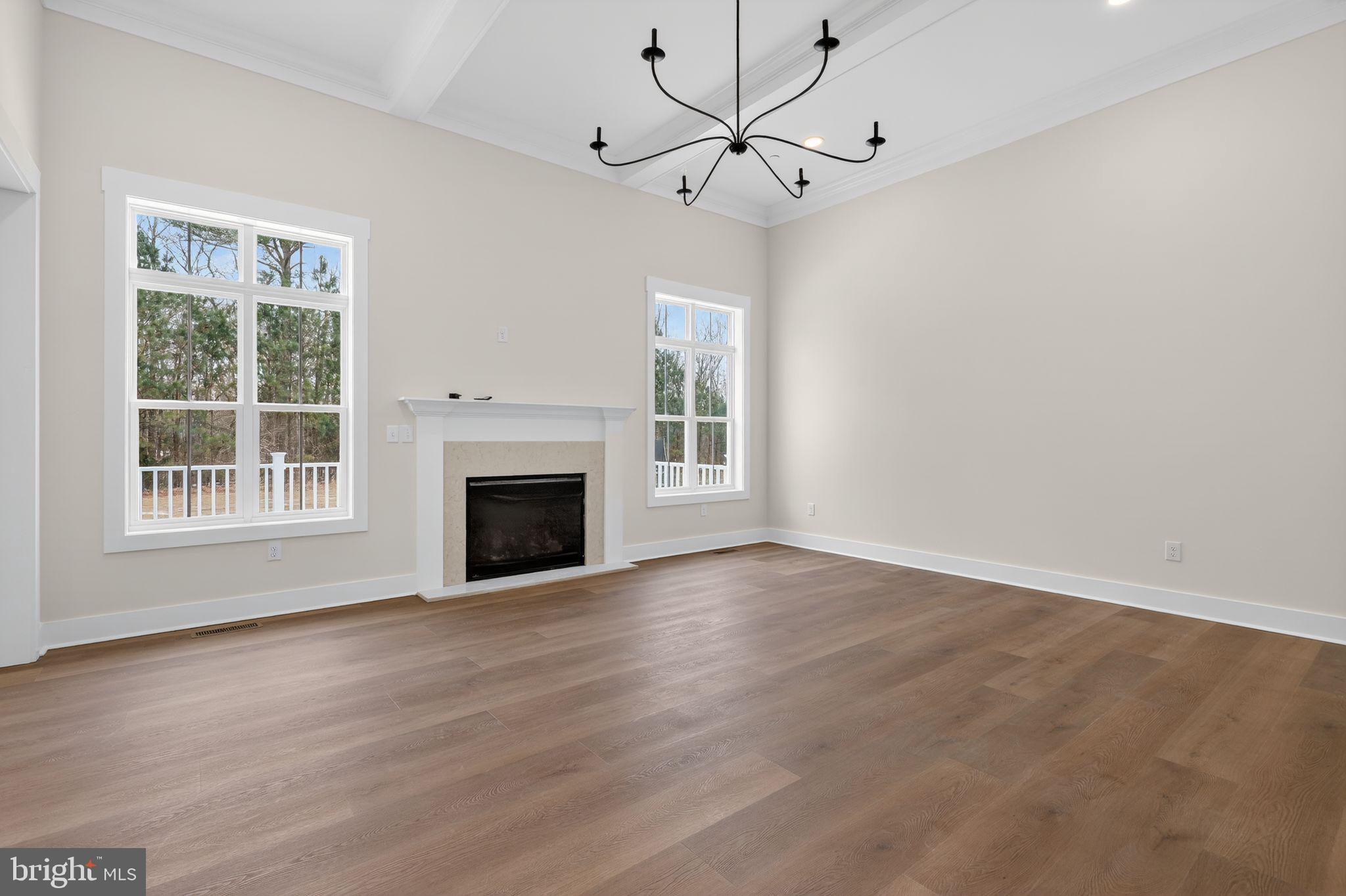 VILLAGE DOWN RIVER - Residential