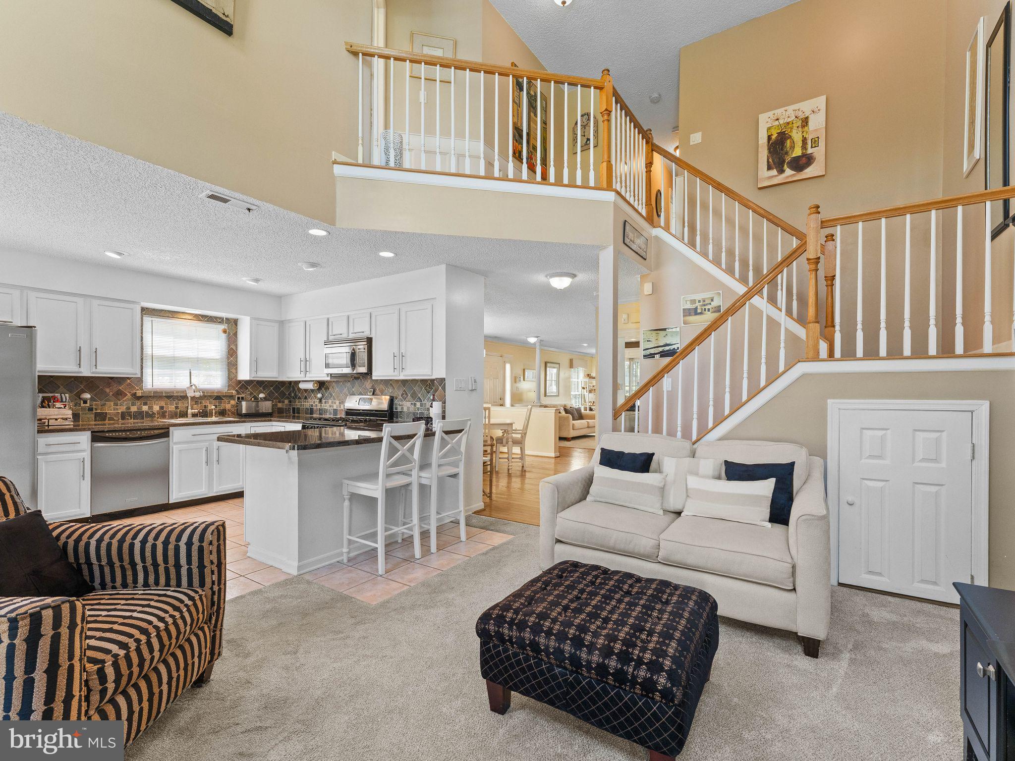 34 LA COSTA DRIVE