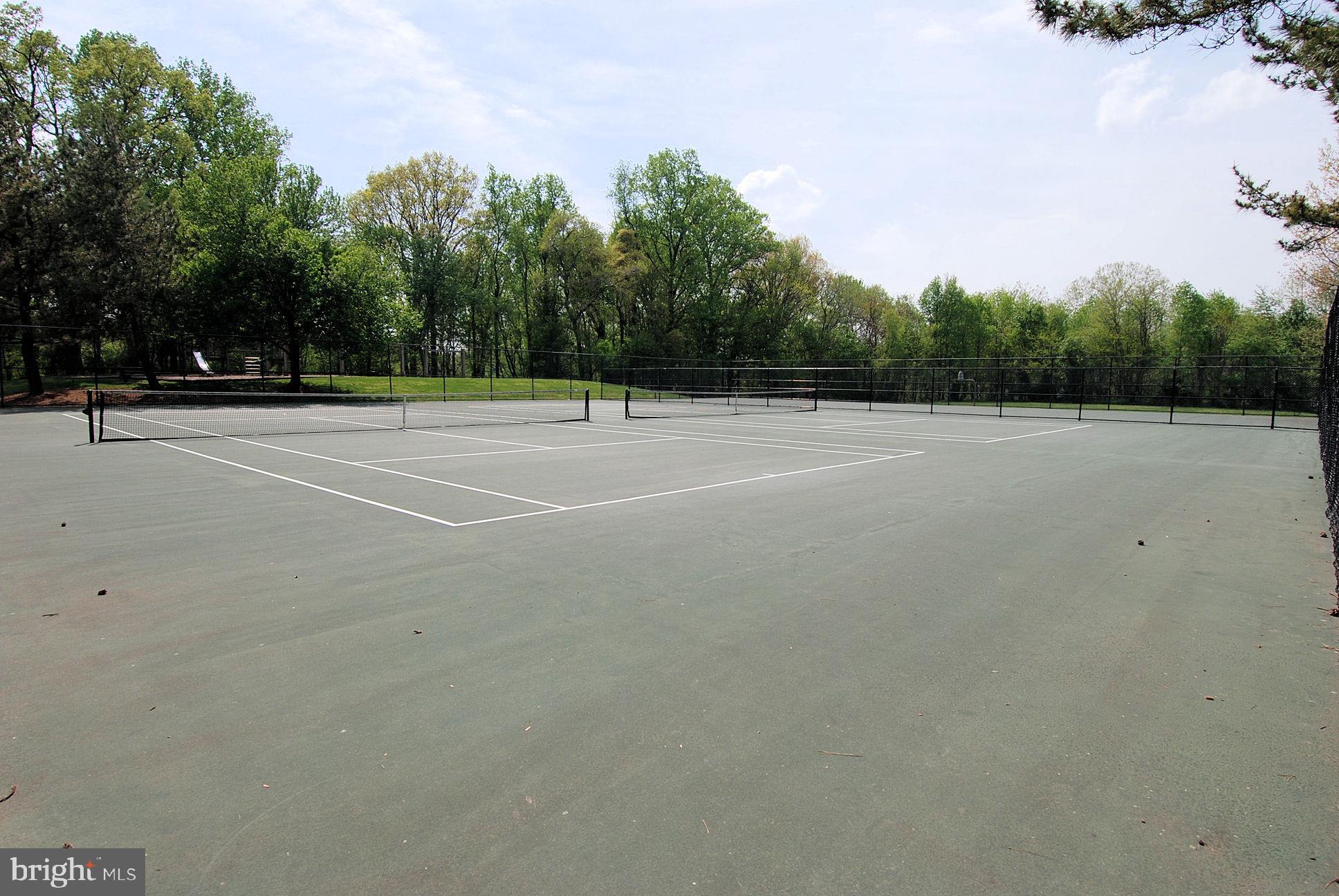 VILLAS WILLOW COVE CODM - Residential