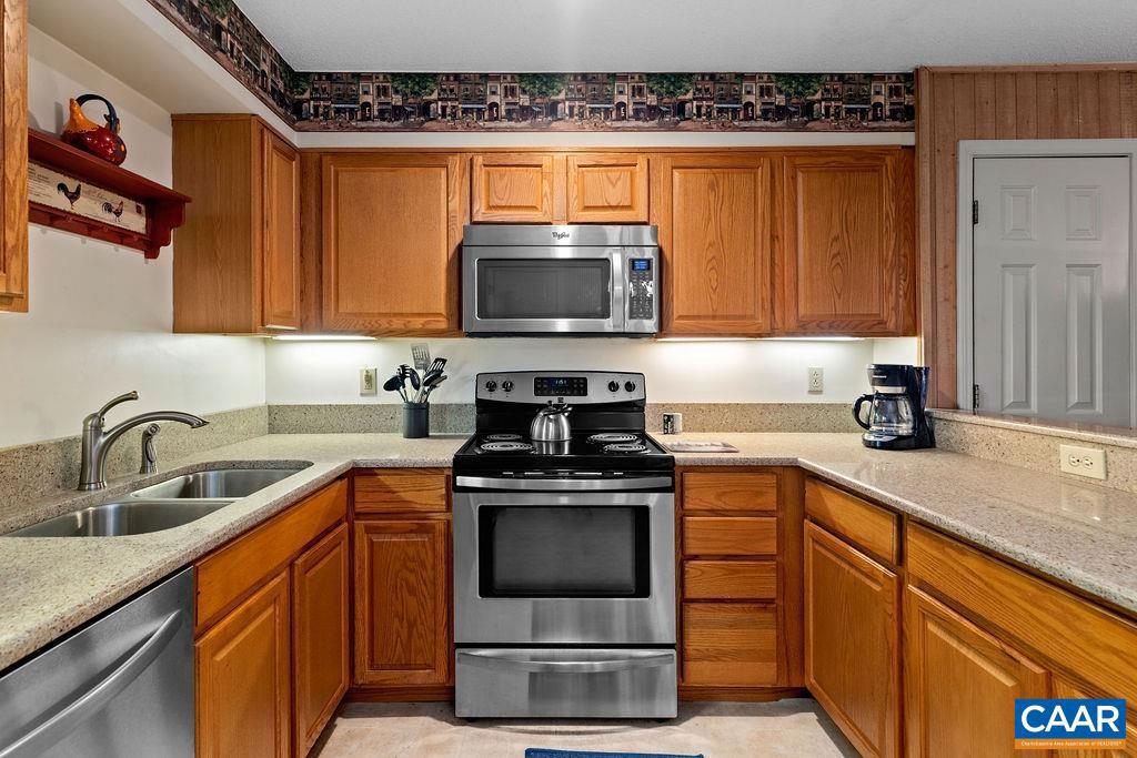 WINTERGREEN RESORT - Residential