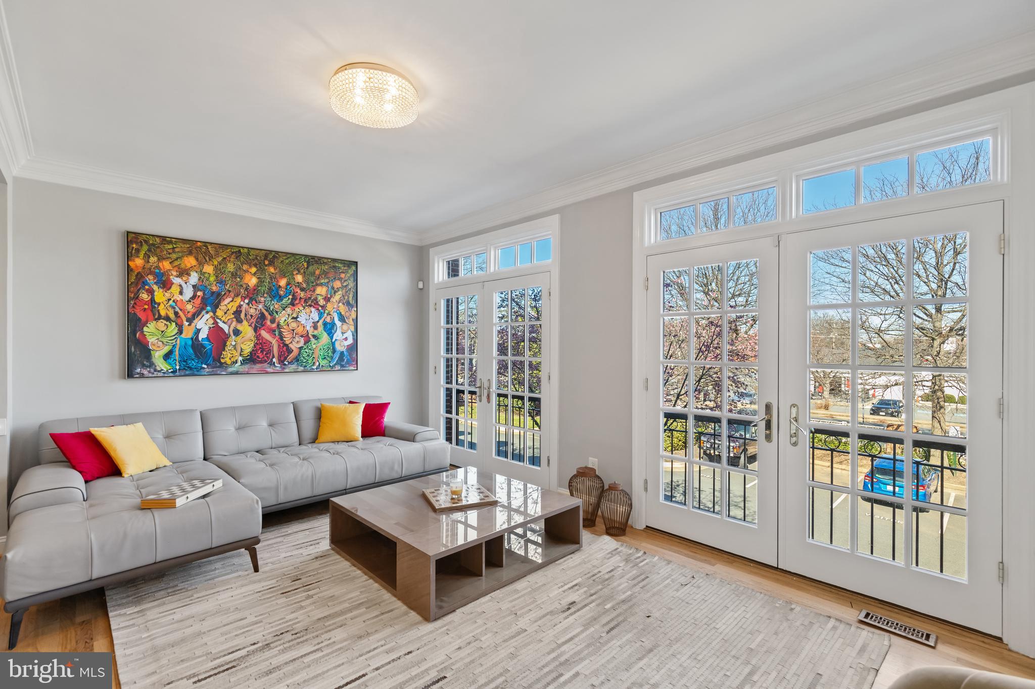 OAK MANOR - Residential