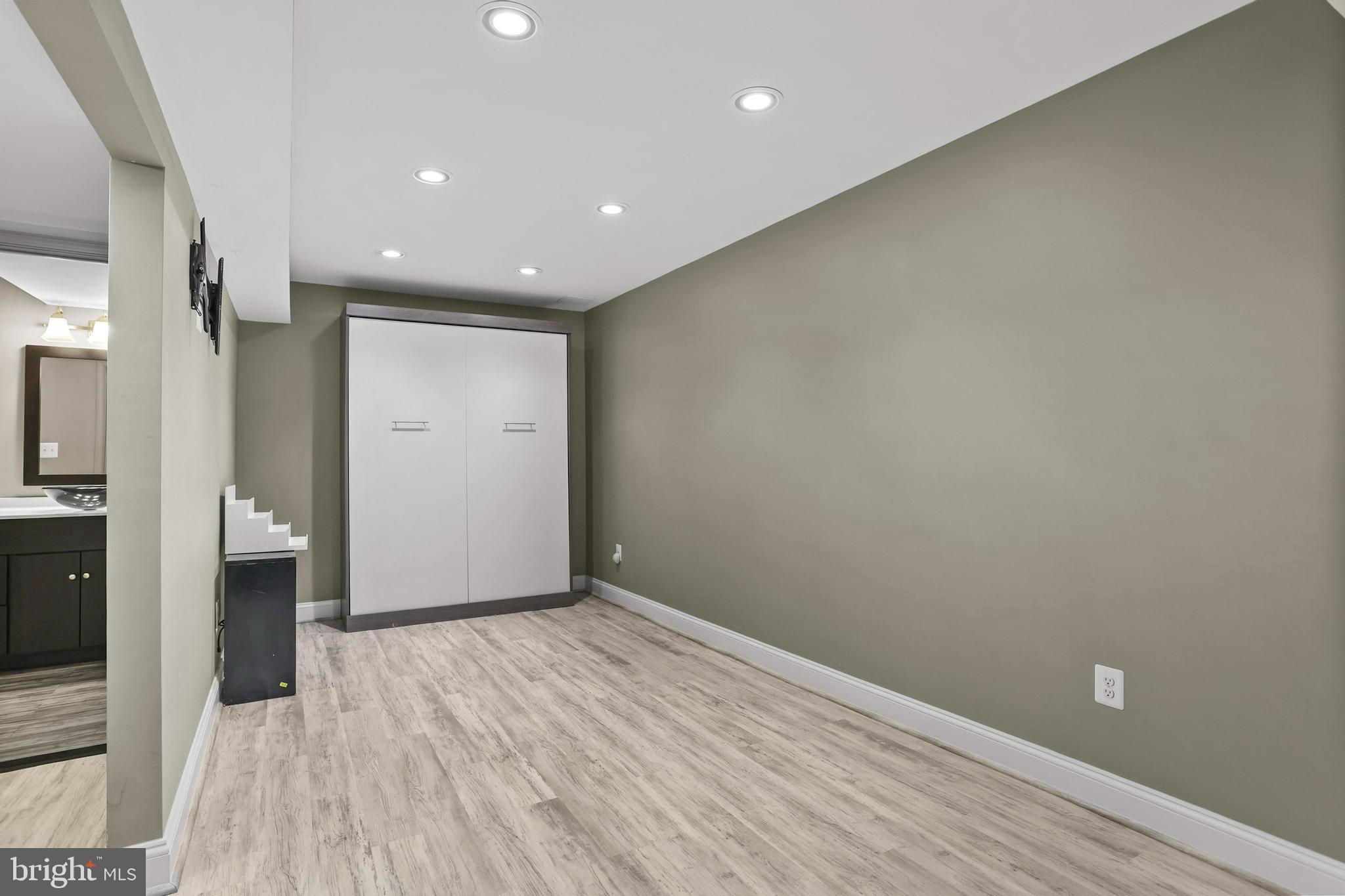 WORTHINGTON PARK - Residential