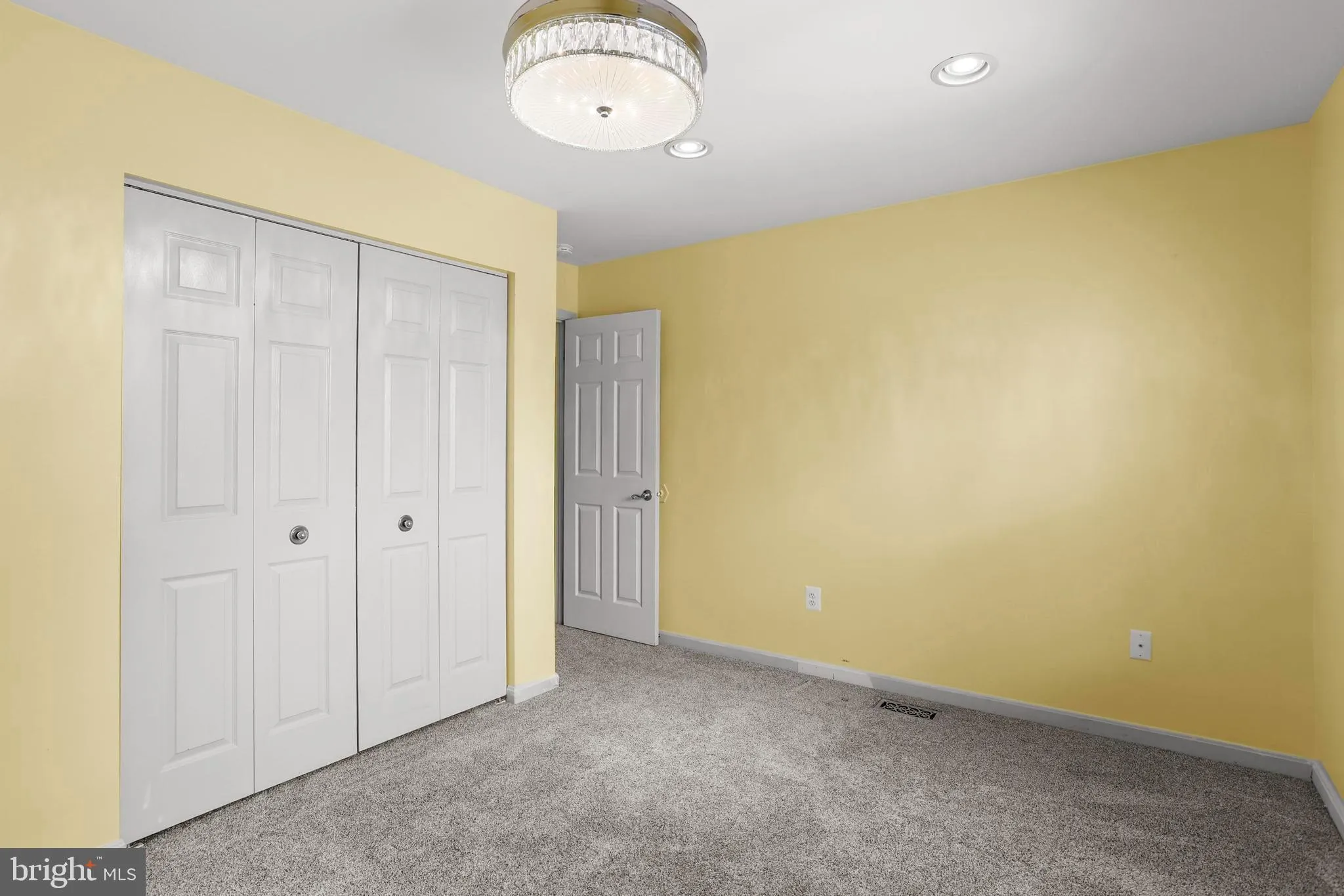 Owings Mills, Maryland 21117, United States, 4 Bedrooms Bedrooms, ,4 BathroomsBathrooms,Residential,Active,178566