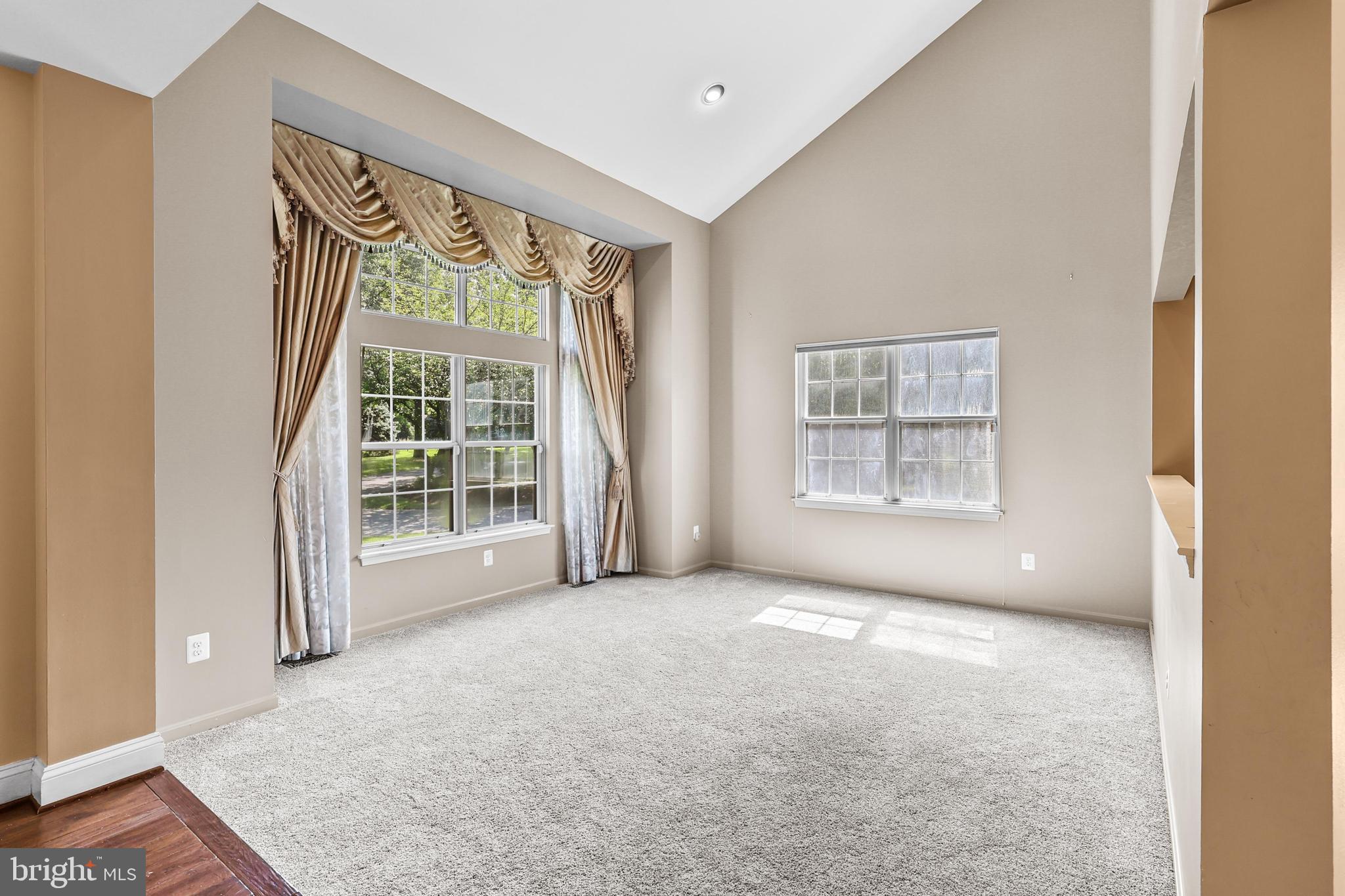 WORTHINGTON PARK - Residential