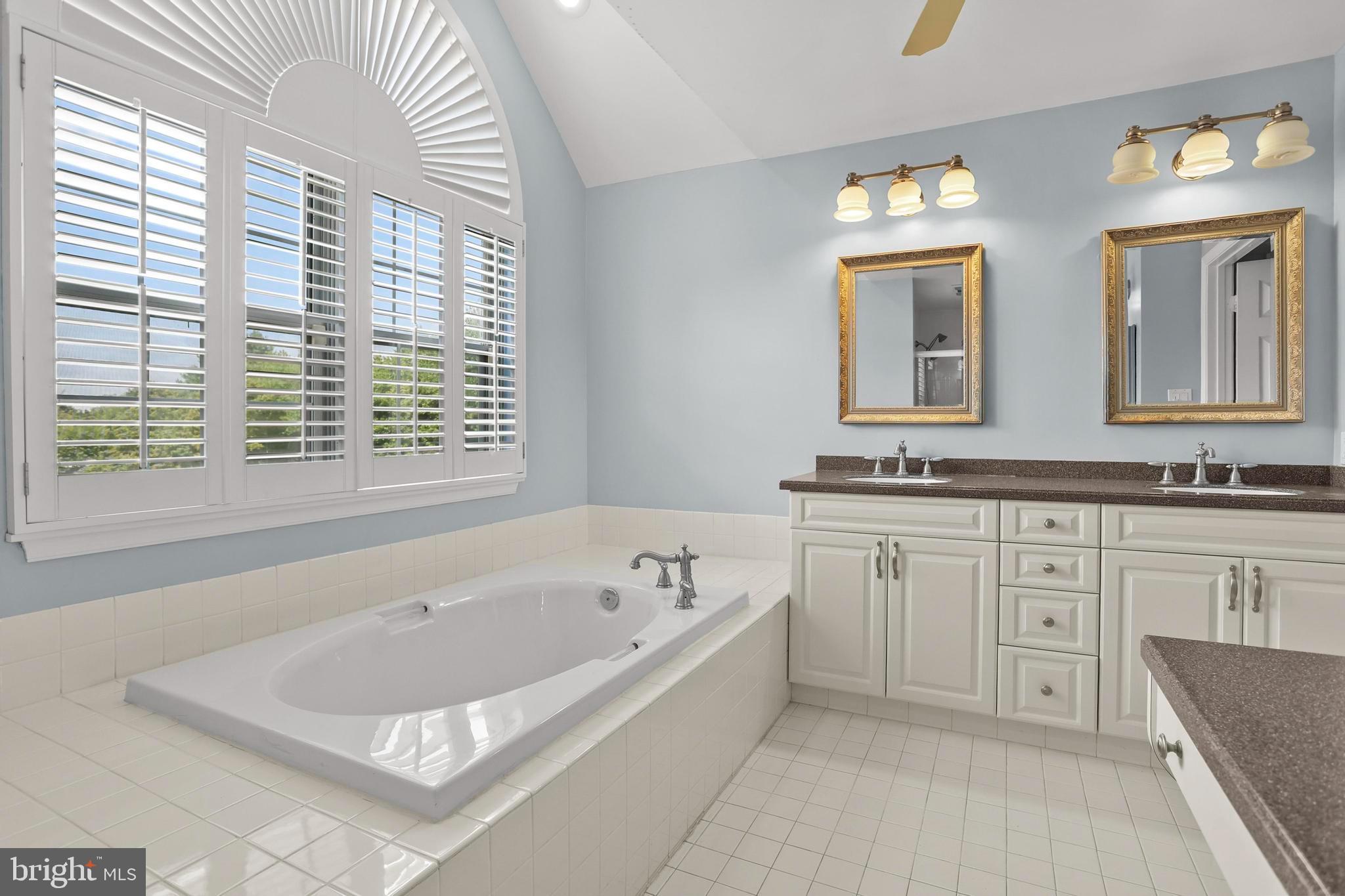 WORTHINGTON PARK - Residential