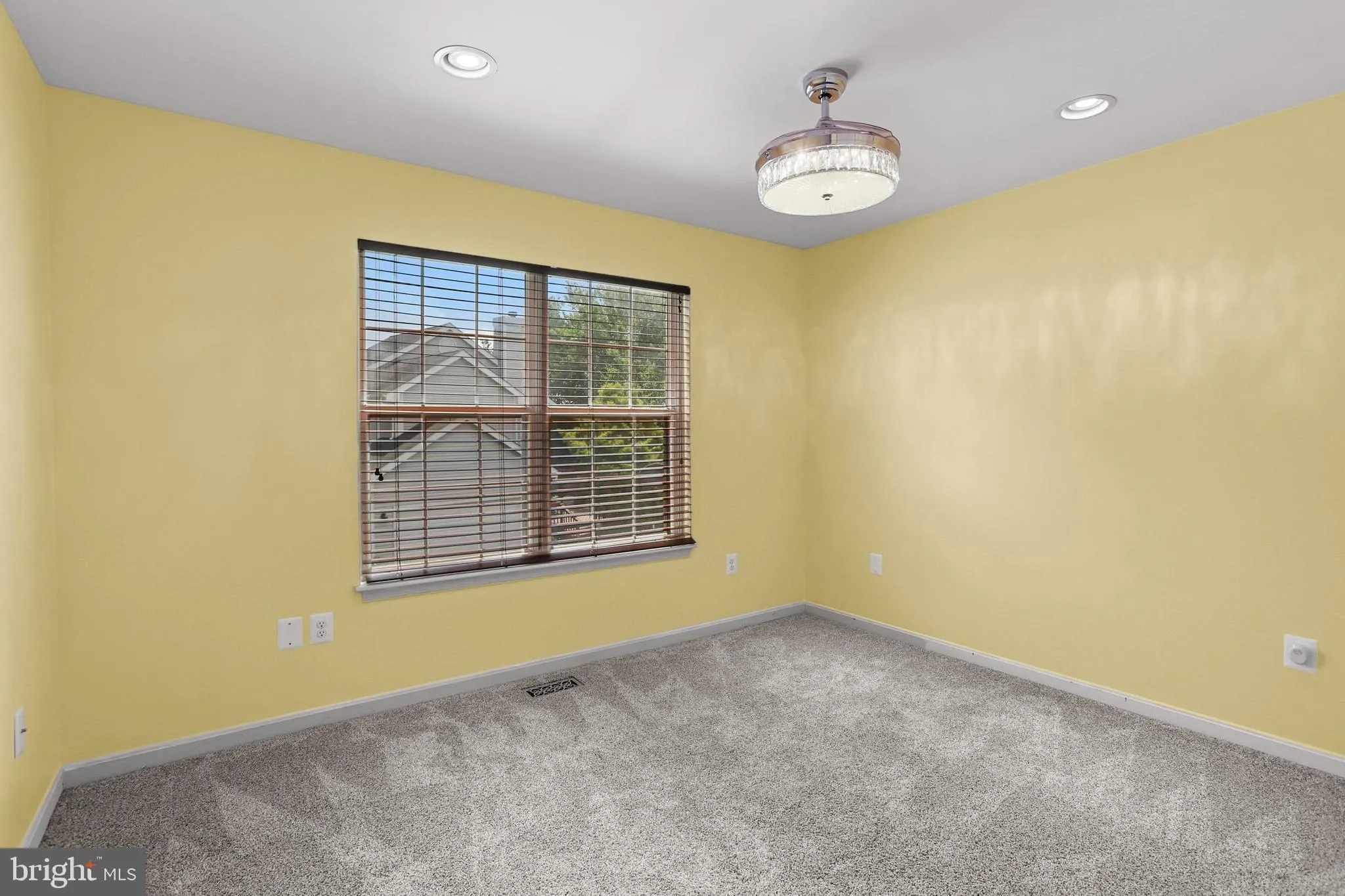 Owings Mills, Maryland 21117, United States, 4 Bedrooms Bedrooms, ,4 BathroomsBathrooms,Residential,Active,178566