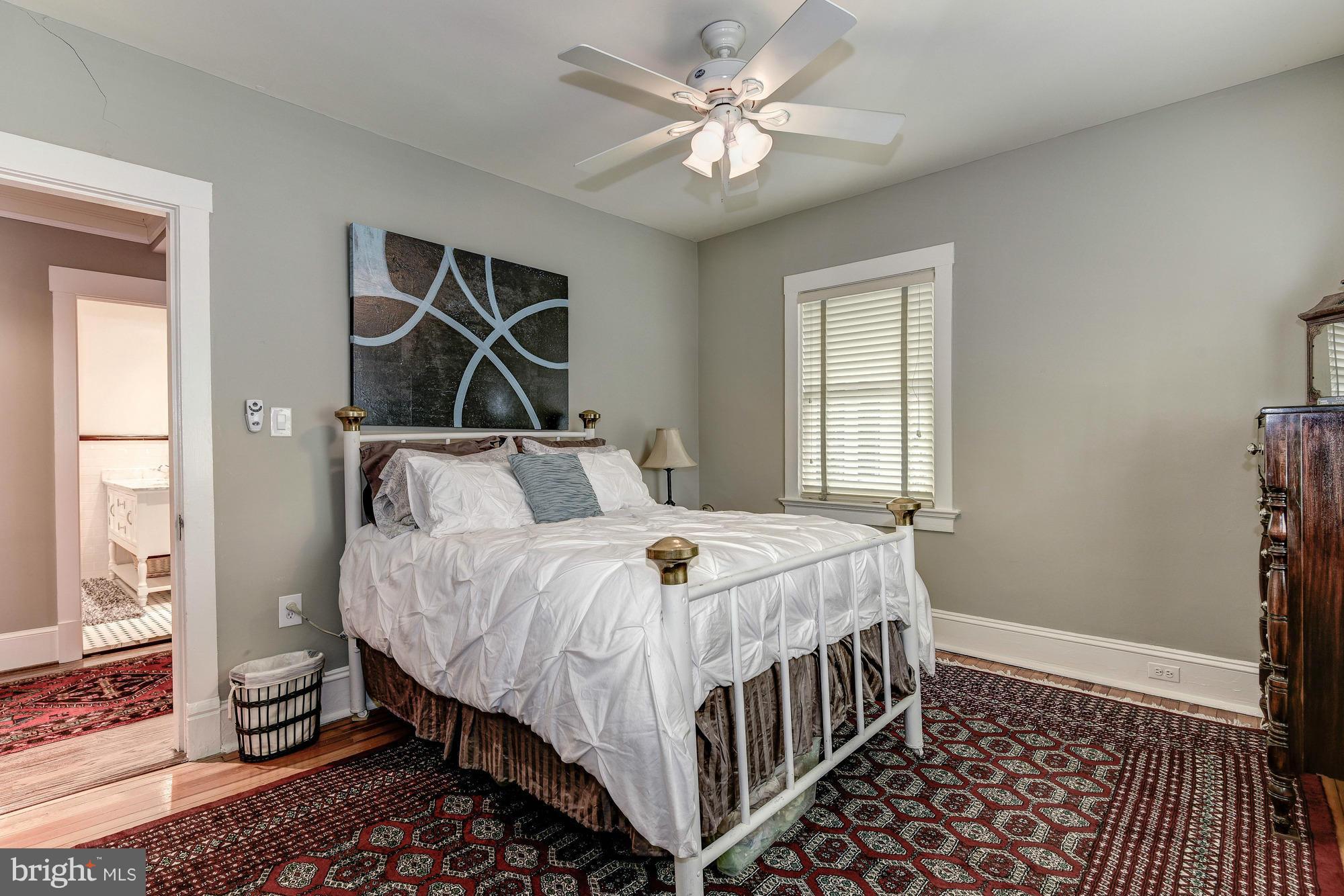 LORCOM HOUSE - Residential