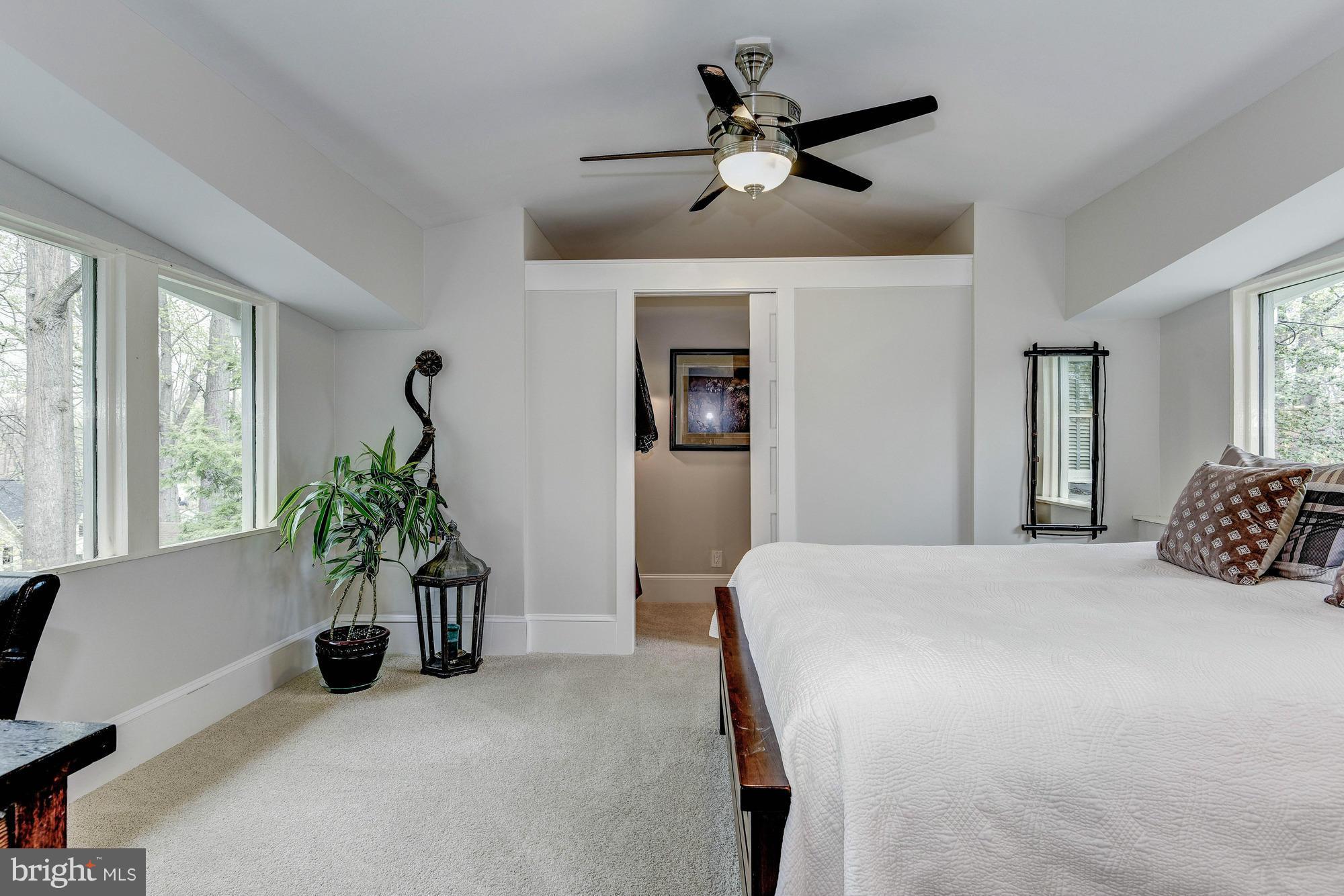 LORCOM HOUSE - Residential