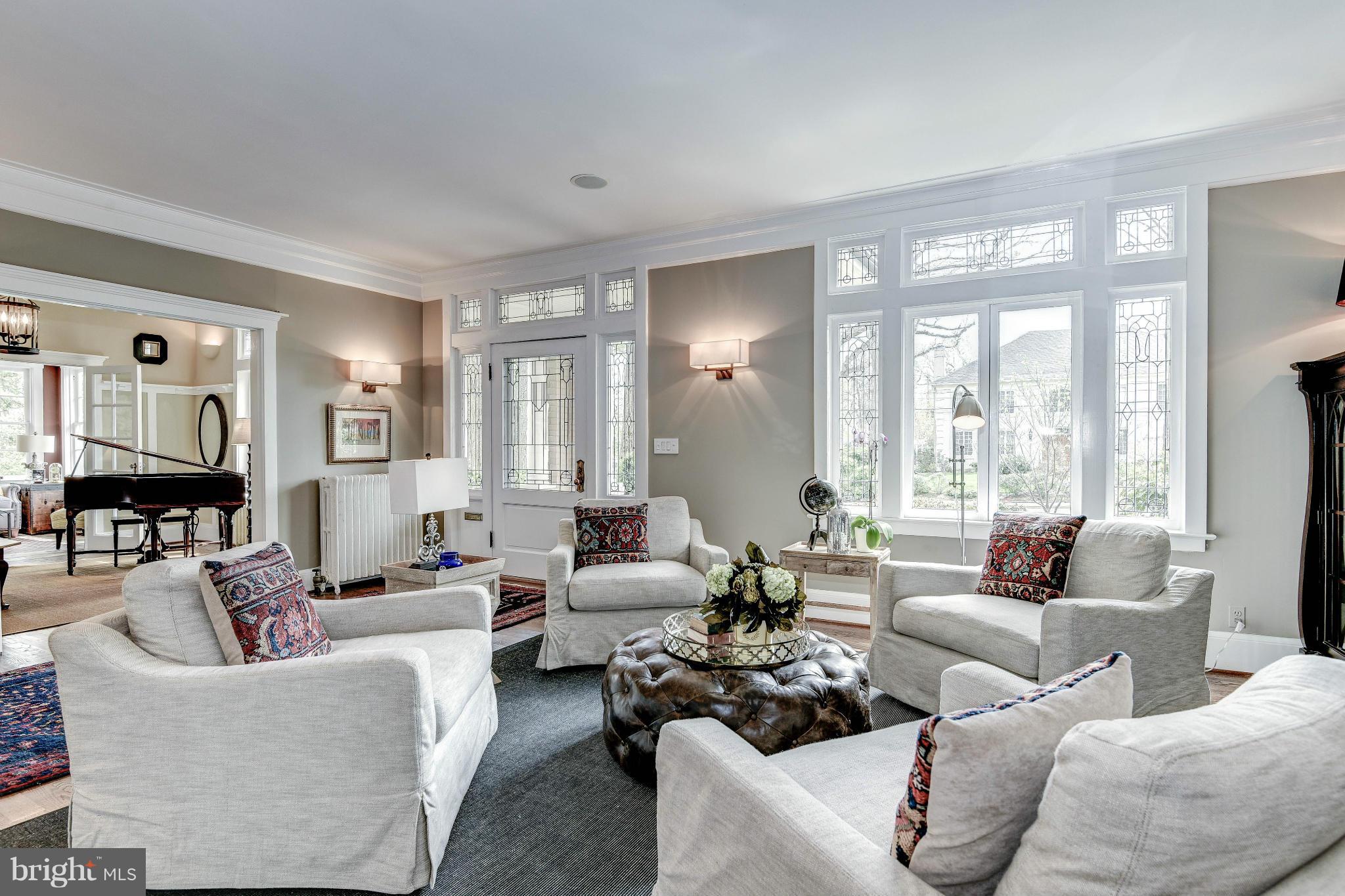 LORCOM HOUSE - Residential