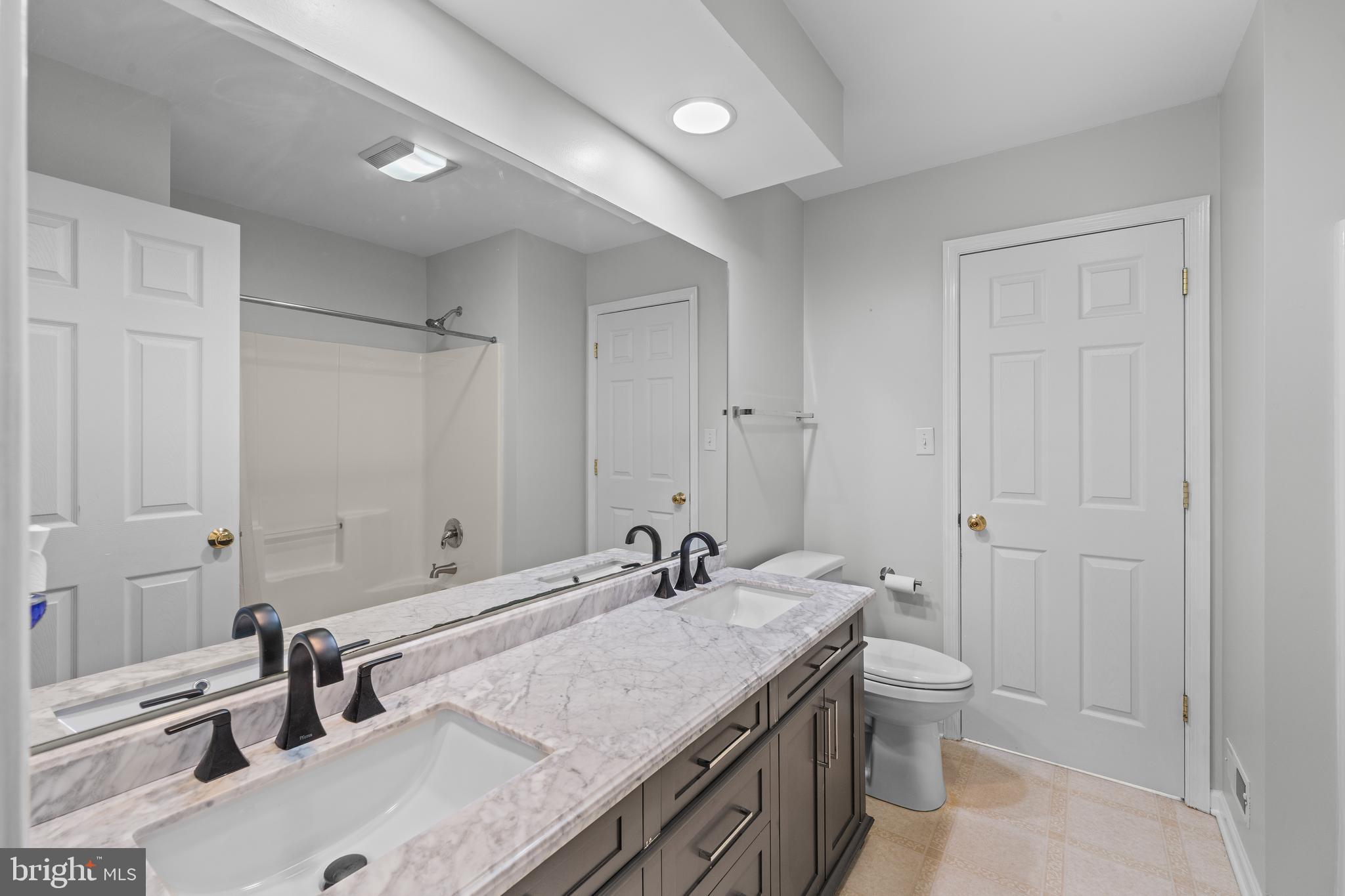 PENNS CROSSING - Residential