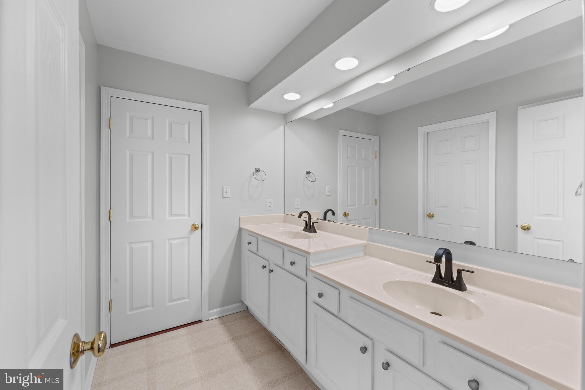 PENNS CROSSING - Residential