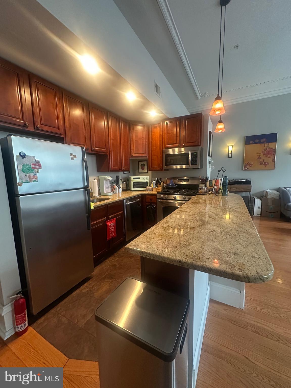 WASHINGTON SQ WEST - Residential Lease