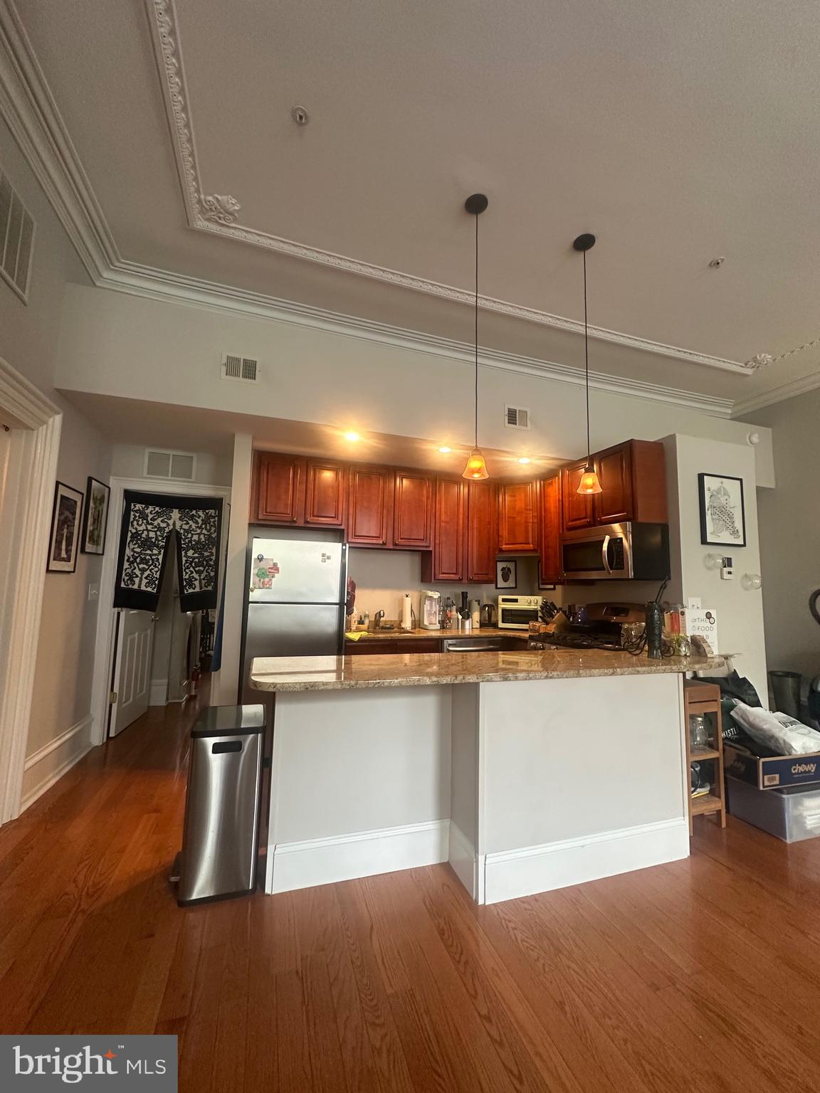 WASHINGTON SQ WEST - Residential Lease