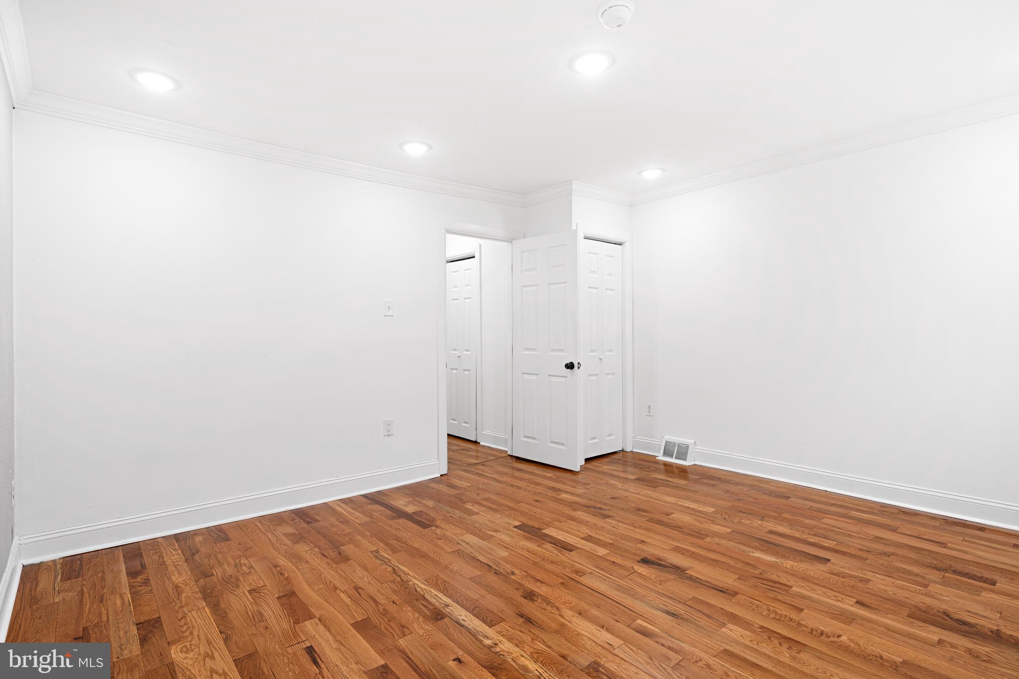 WEST PHILADELPHIA - Residential