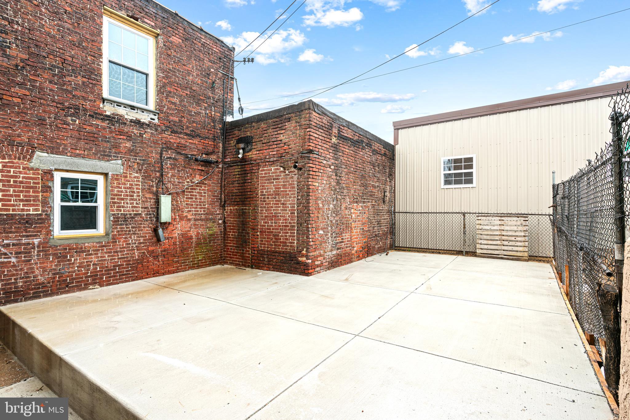 WEST PHILADELPHIA - Residential