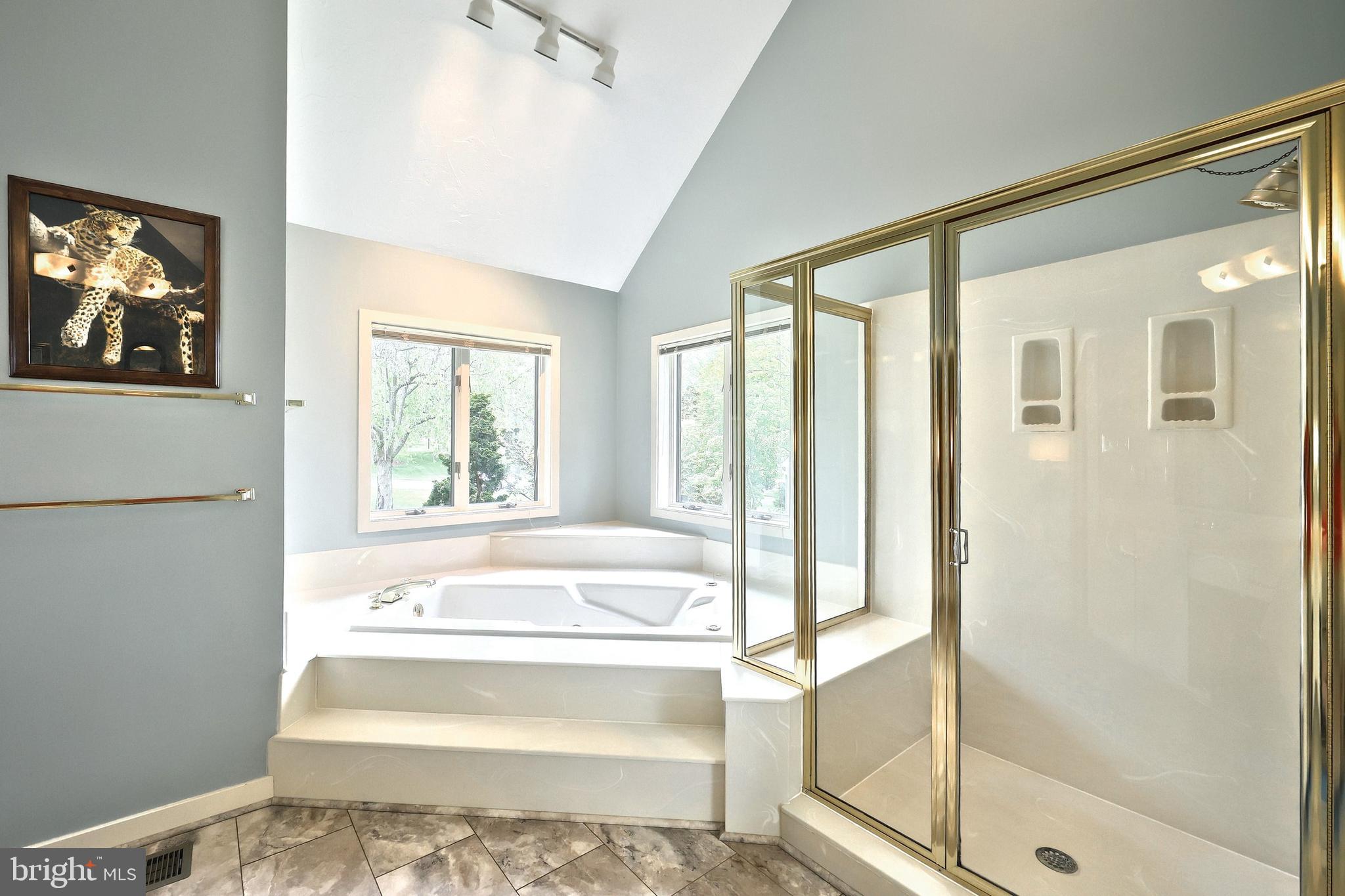 SOUTH HILLS - Residential