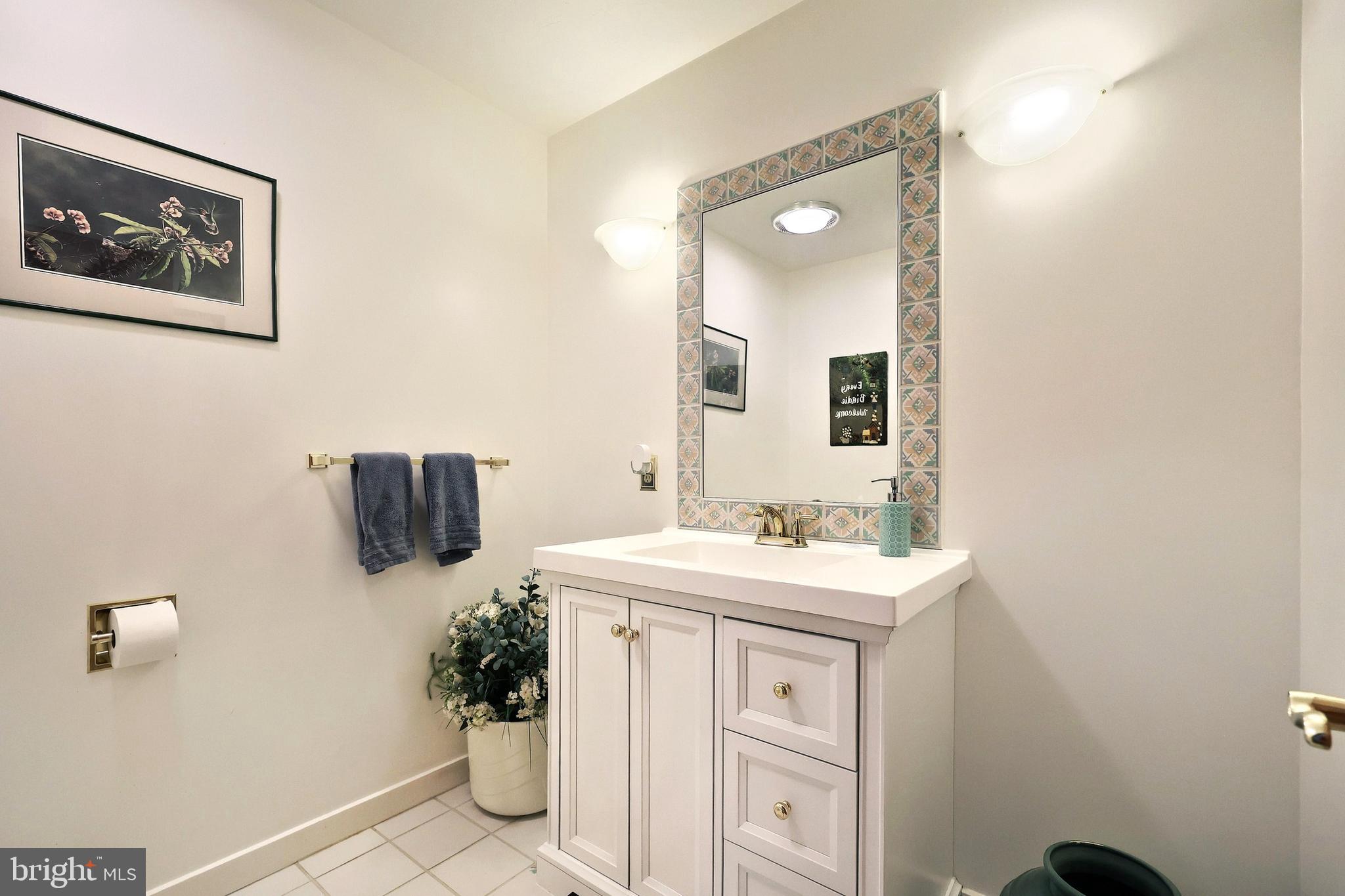 SOUTH HILLS - Residential