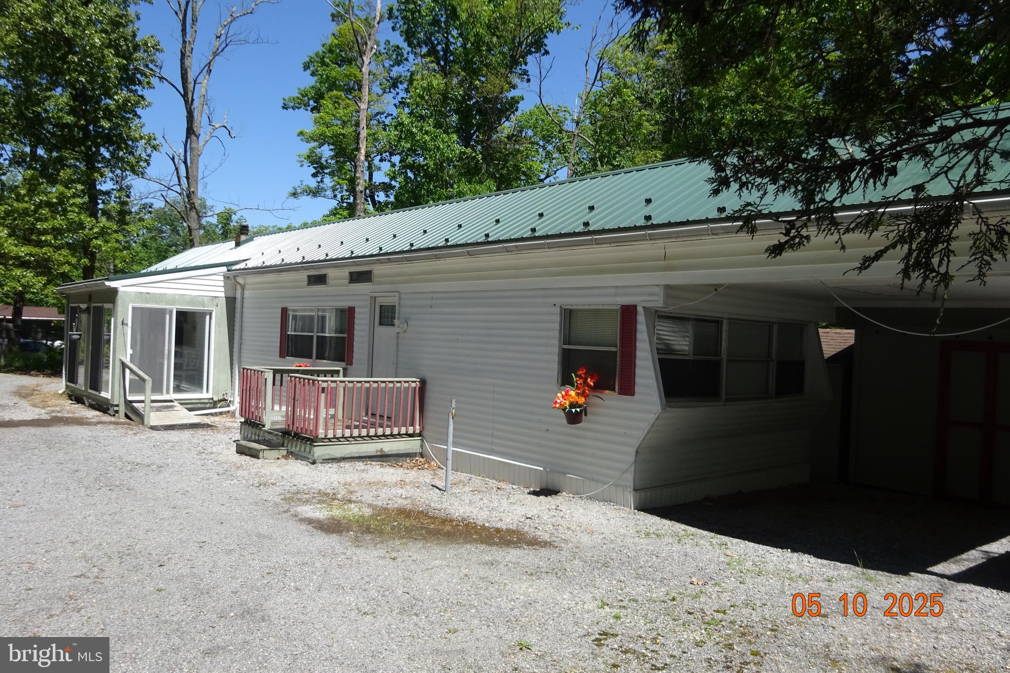 SAN-JO ACRES - Residential