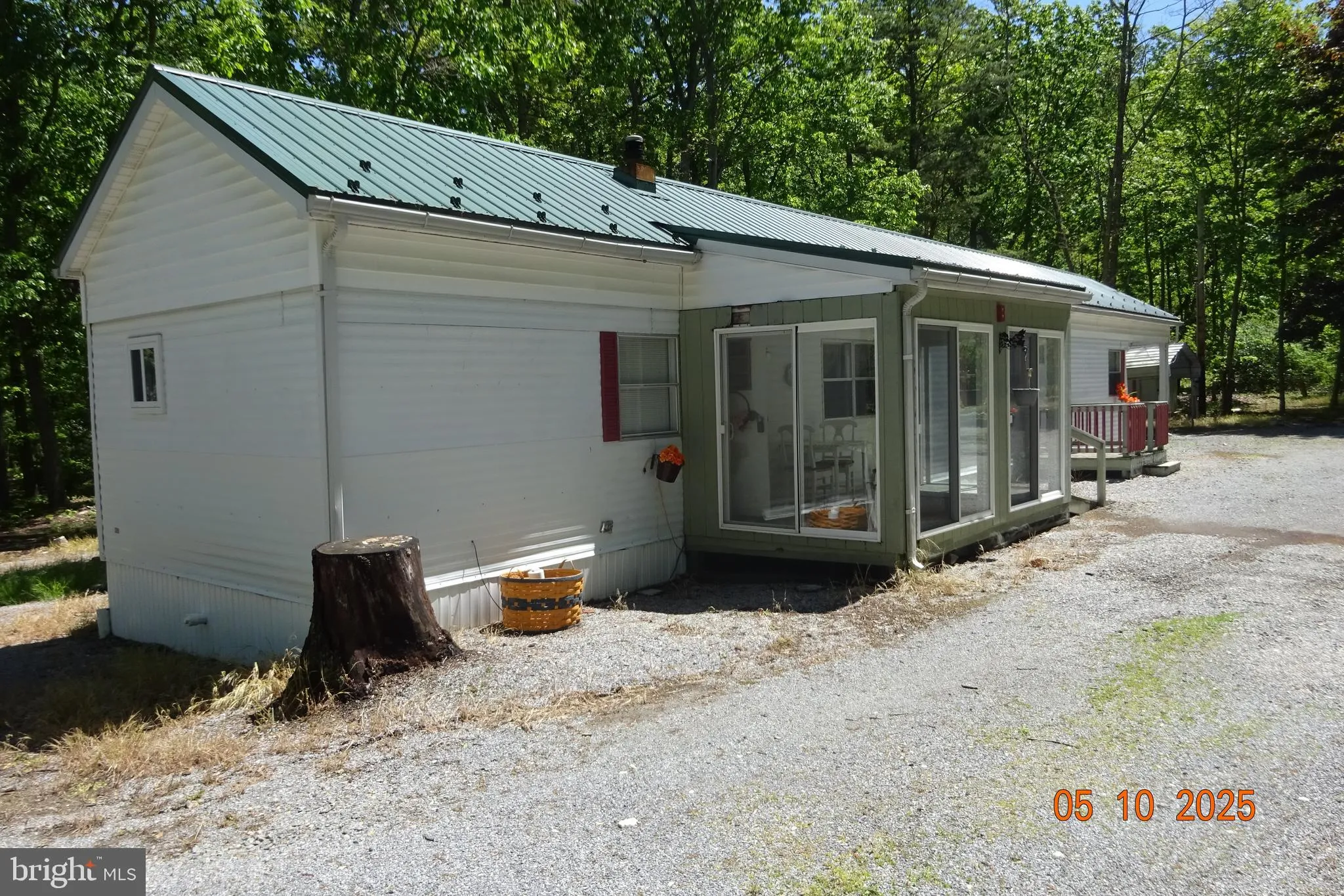 Shippensburg, Pennsylvania 17257, United States, 2 Bedrooms Bedrooms, ,2 BathroomsBathrooms,Residential,Pending,128453