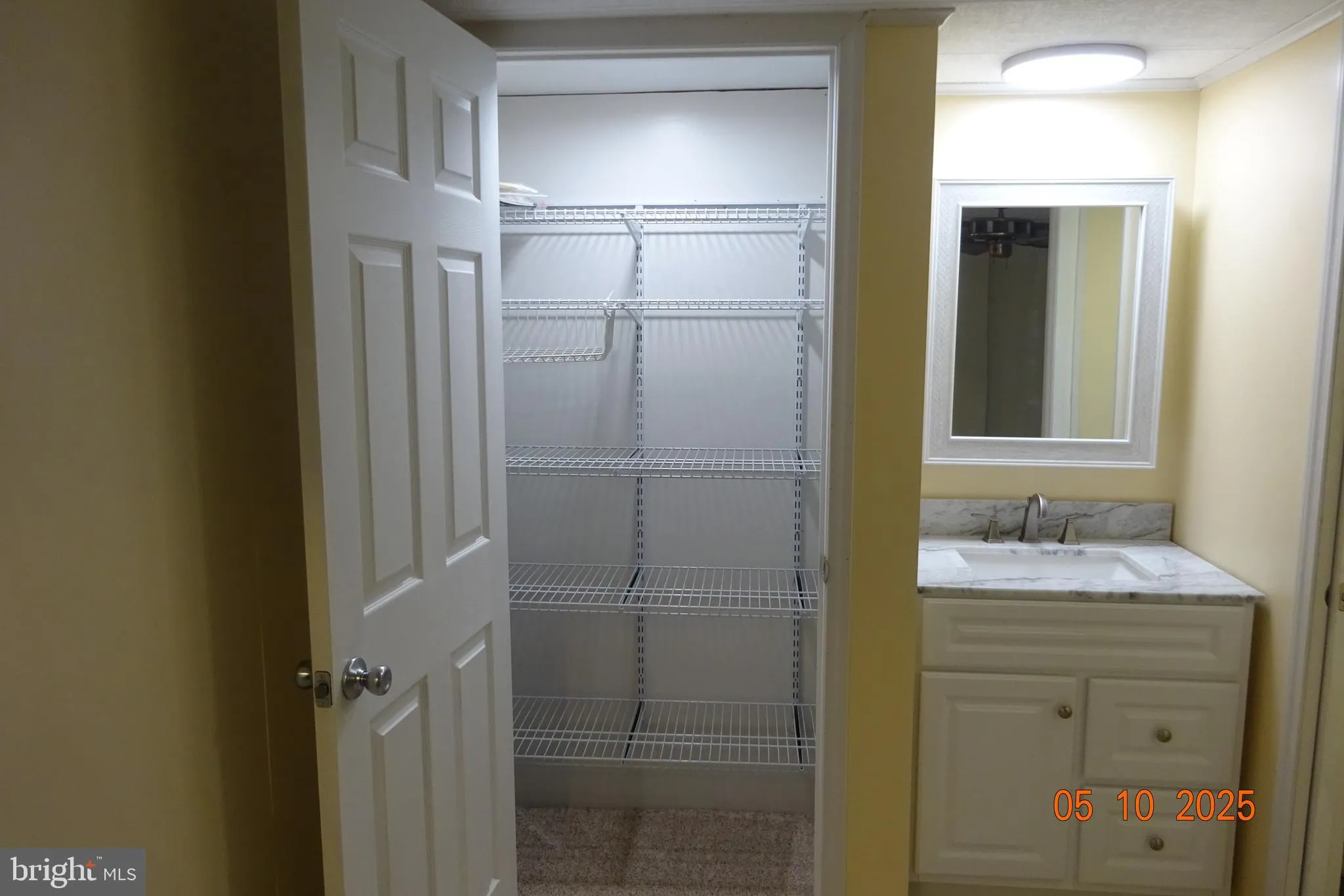 Shippensburg, Pennsylvania 17257, United States, 2 Bedrooms Bedrooms, ,2 BathroomsBathrooms,Residential,Pending,128453