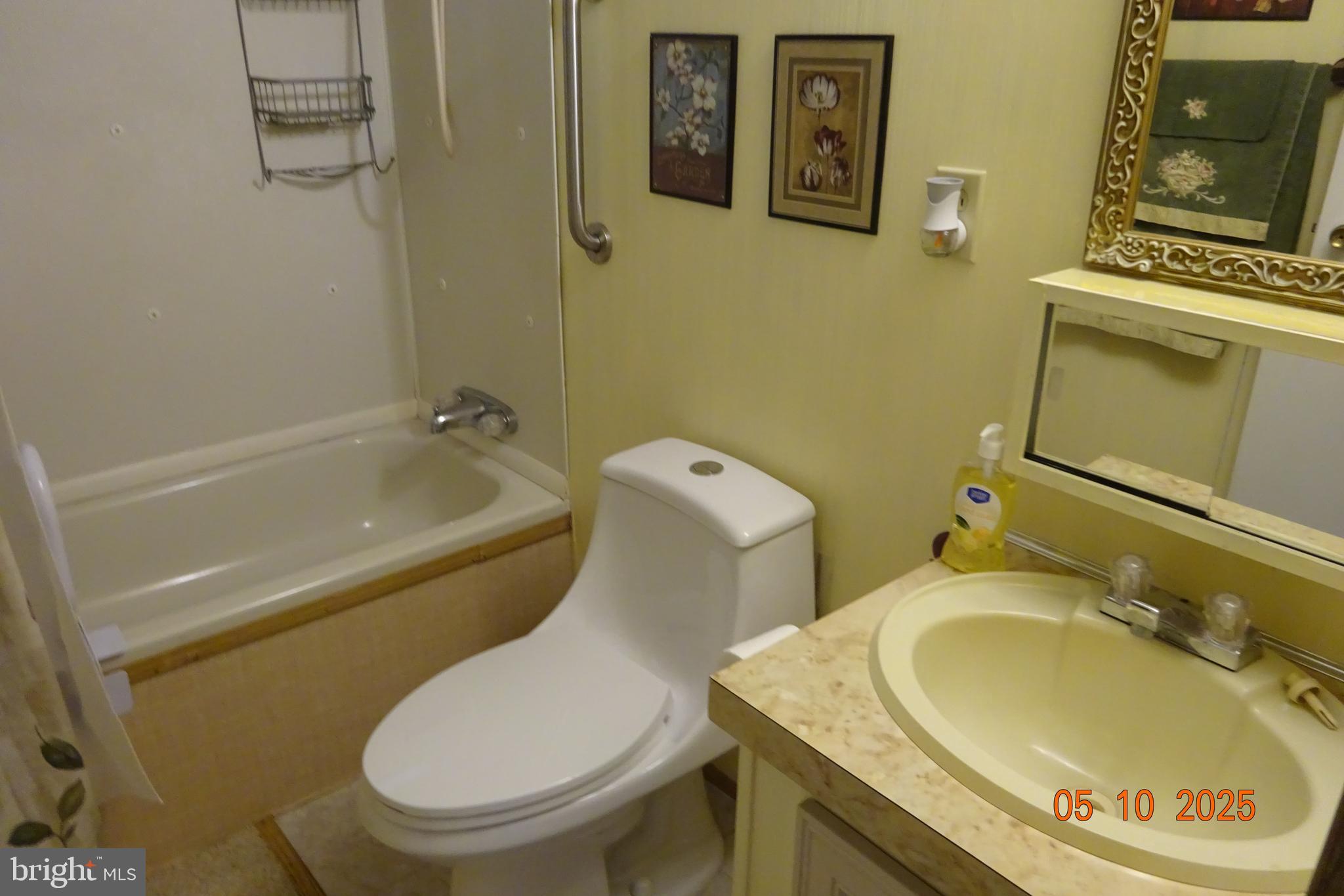 SAN-JO ACRES - Residential