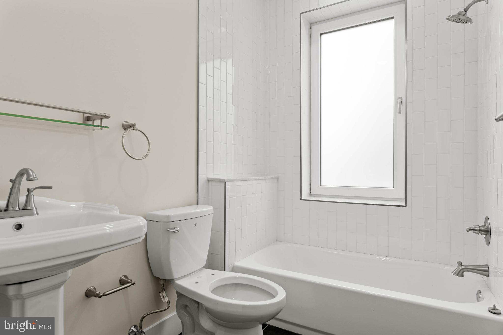 BRYN MAWR - Residential Lease